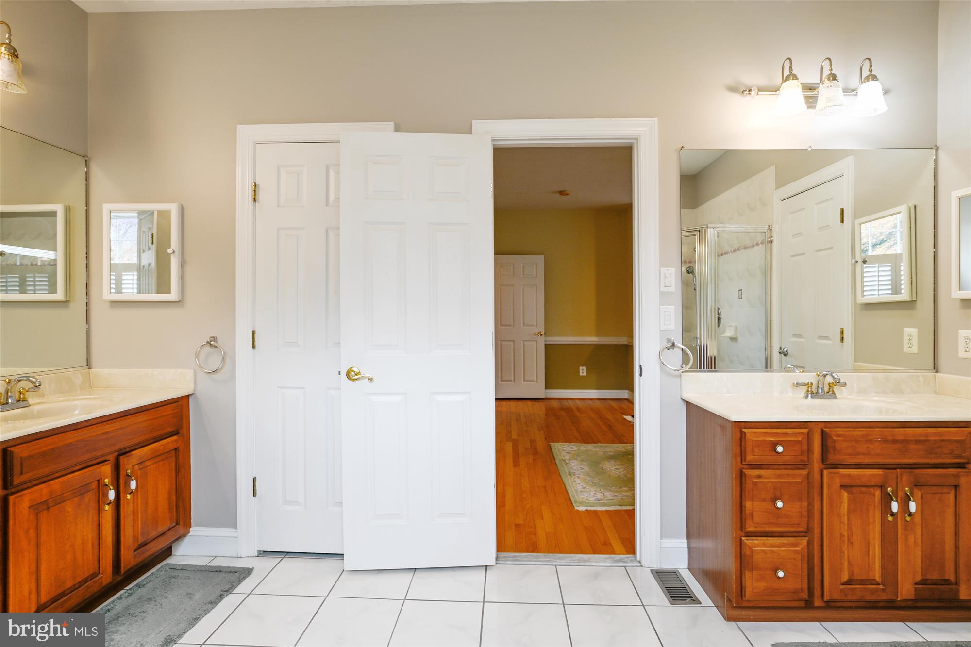 DAVIDSONVILLE - Residential