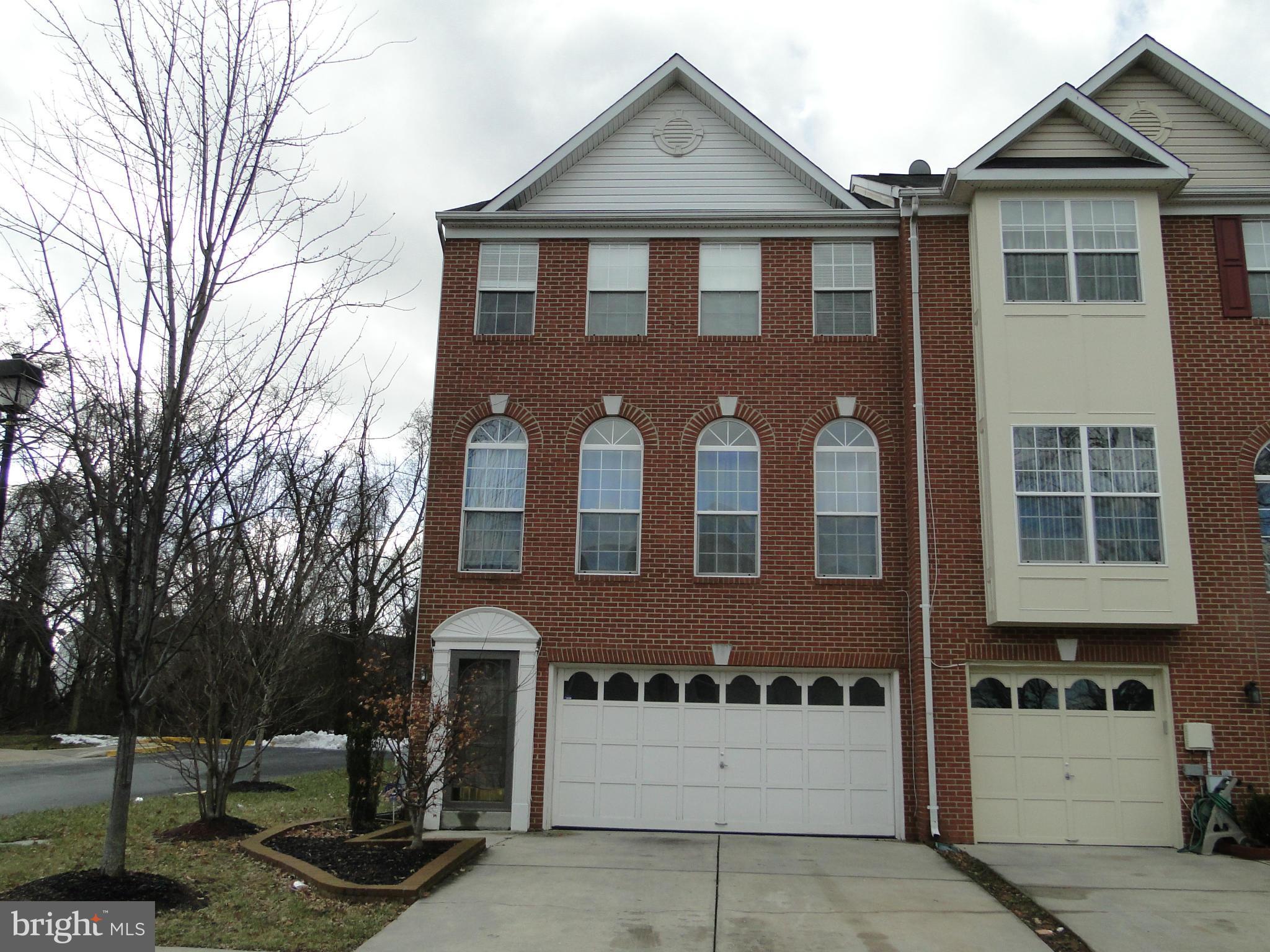 Outstanding rental w/ fresh paint throughout, new carpet & hardwood. Gas fireplace located in rec room has entrance to 2 car garage w/opener. Master bedroom has vaulted ceilings, walk in closet & private bath w/tub & standing shower. The main level has a gourmet kitchen w/granite & island, undercounter lighting,glass backsplash & 42" cabinetry + corner pantry. Easy commute to DC., Military bases.