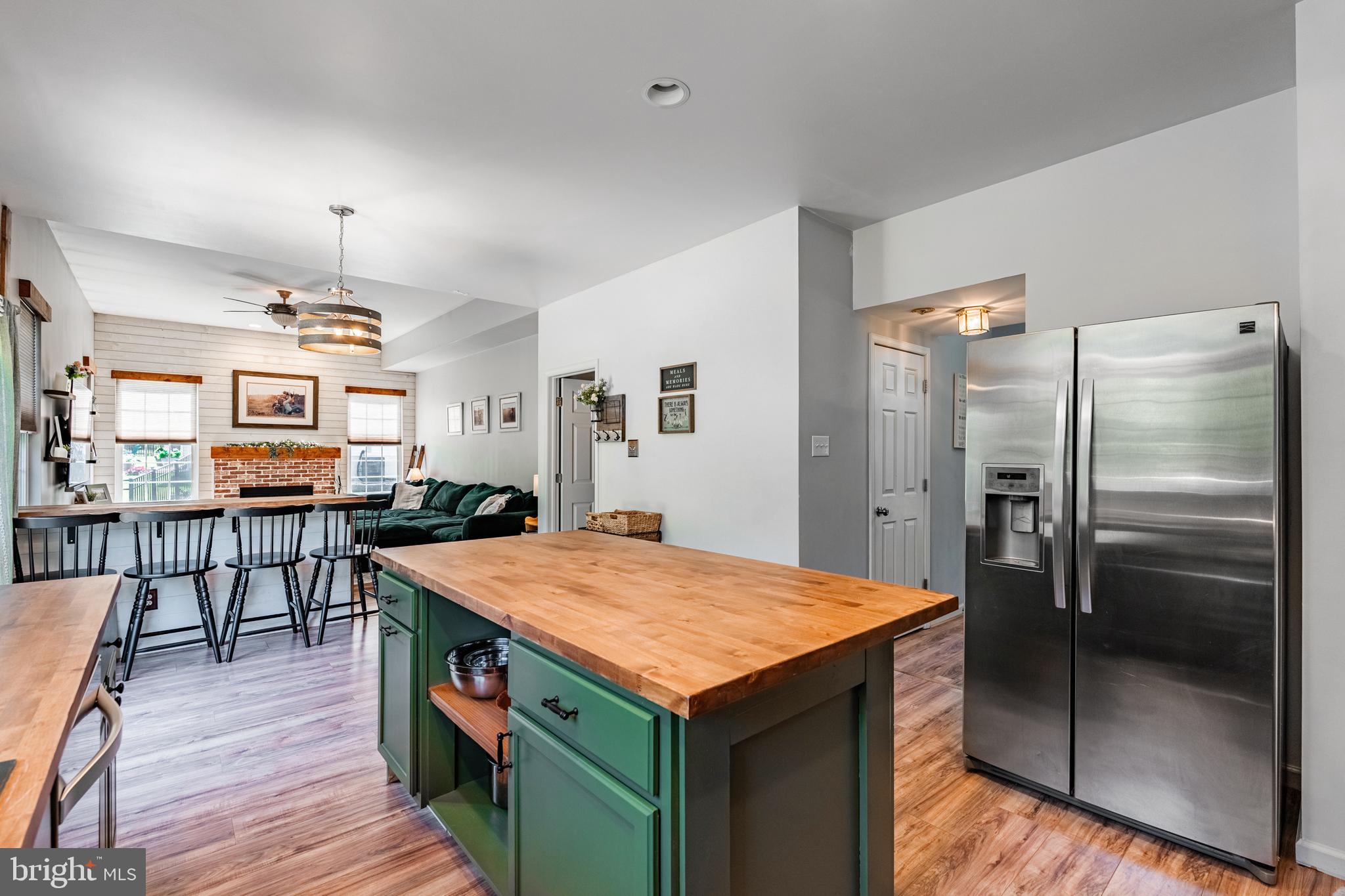 CHESTNUT GROVE - Residential