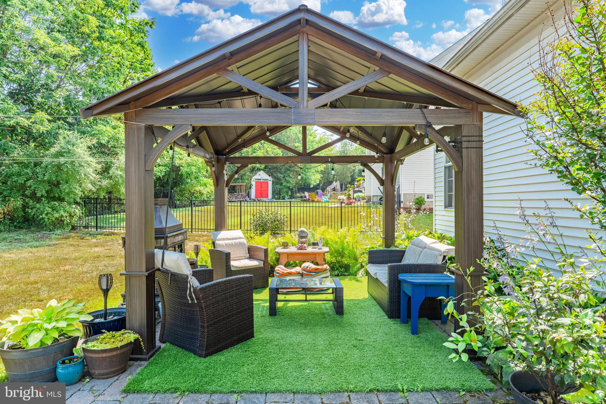 CHESTNUT GROVE - Residential