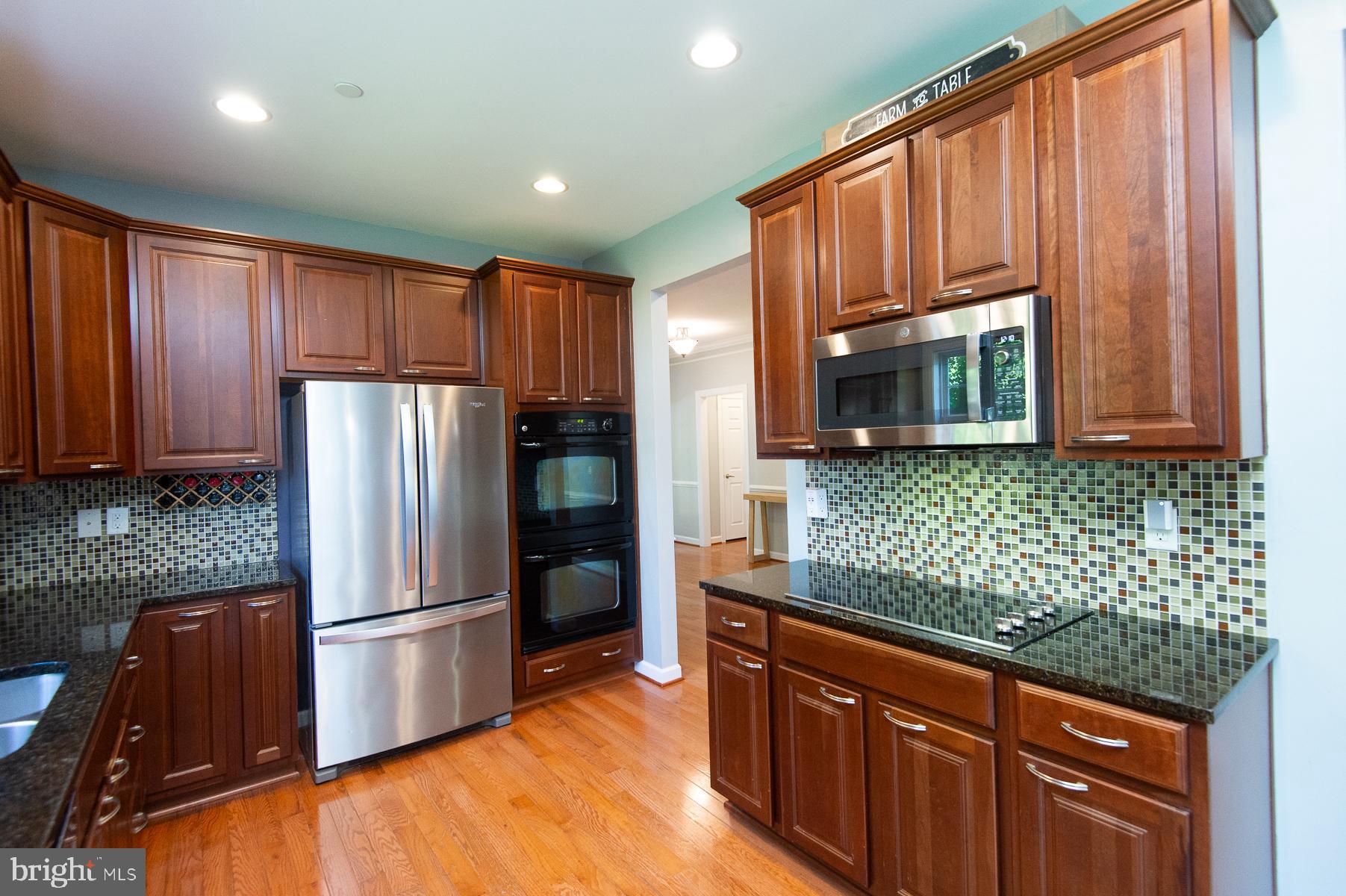 EASTON VILLAGE - Residential