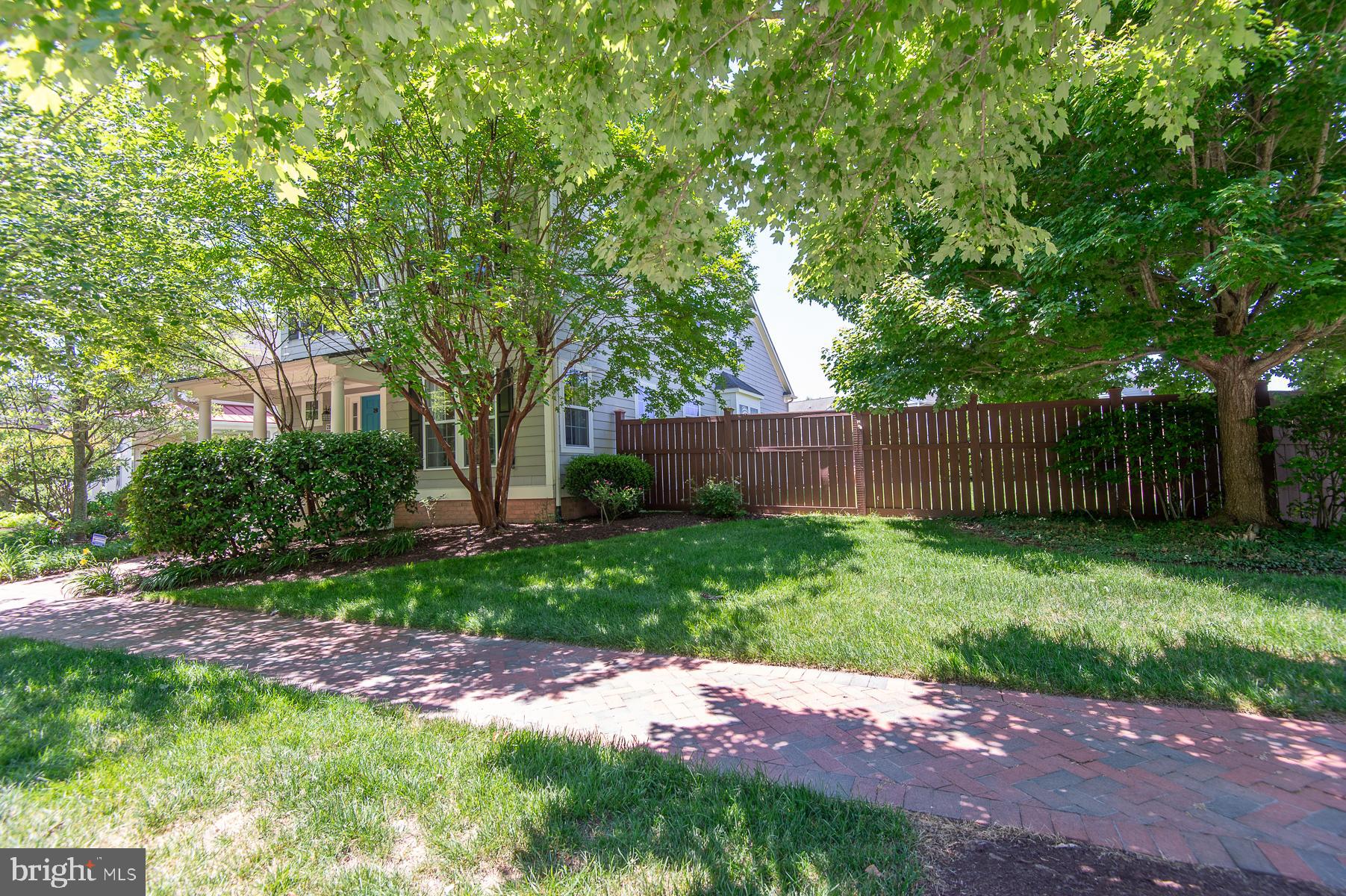 EASTON VILLAGE - Residential