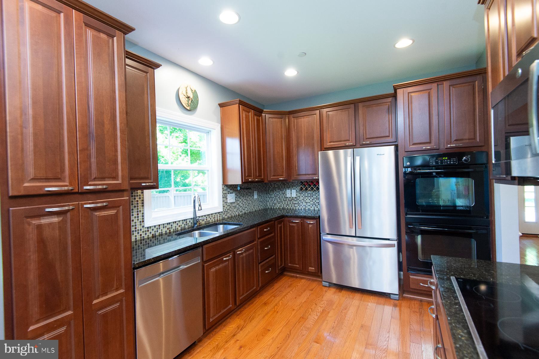 EASTON VILLAGE - Residential