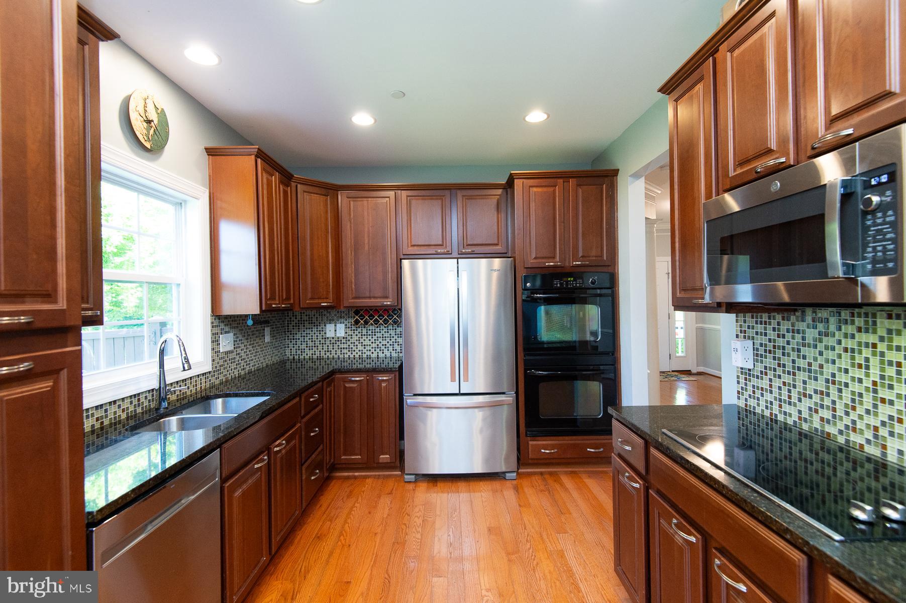 EASTON VILLAGE - Residential