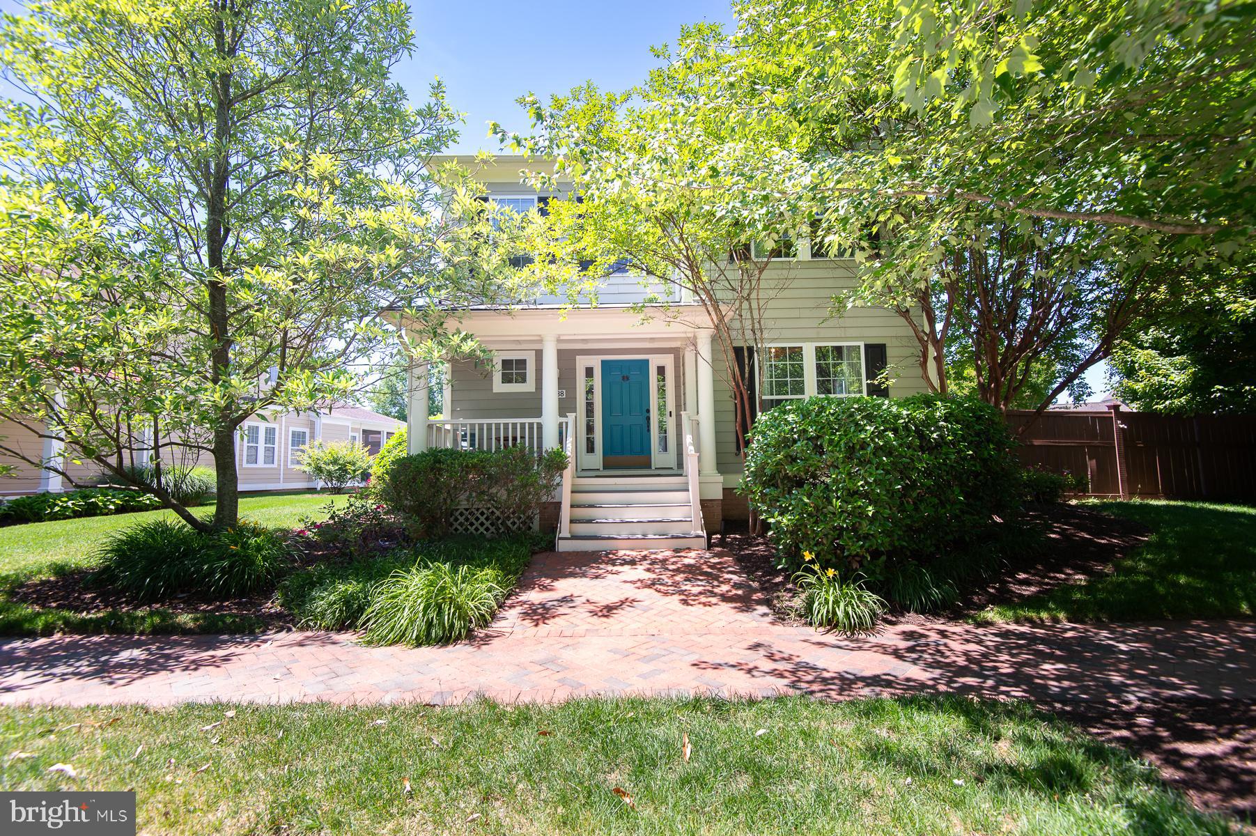 EASTON VILLAGE - Residential