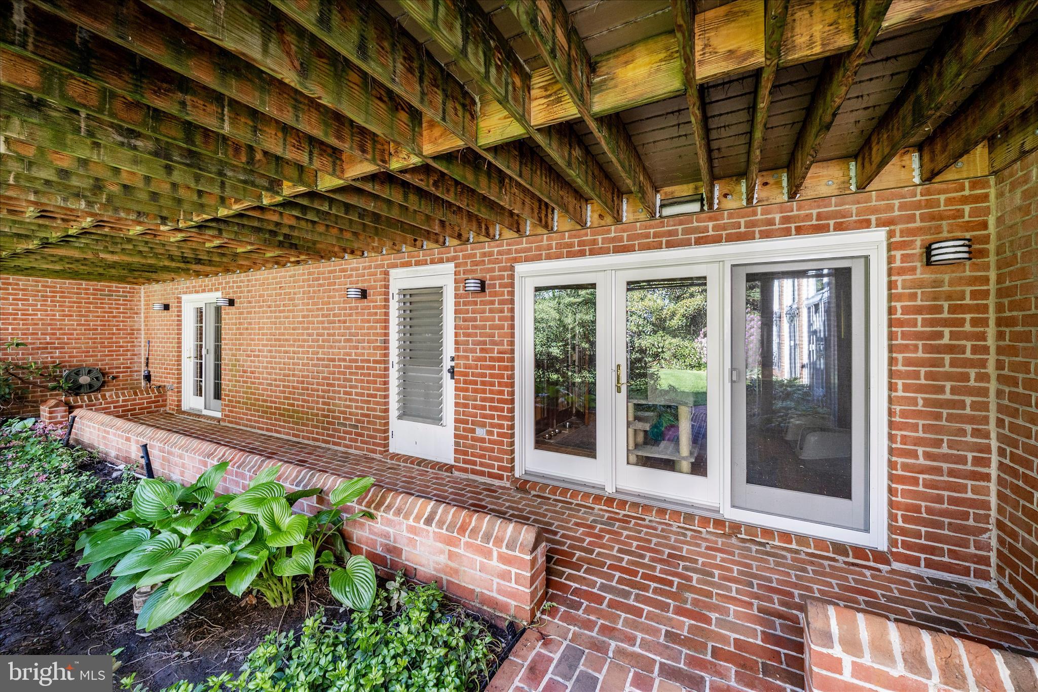 SPRING VALLEY ESTATES - Residential