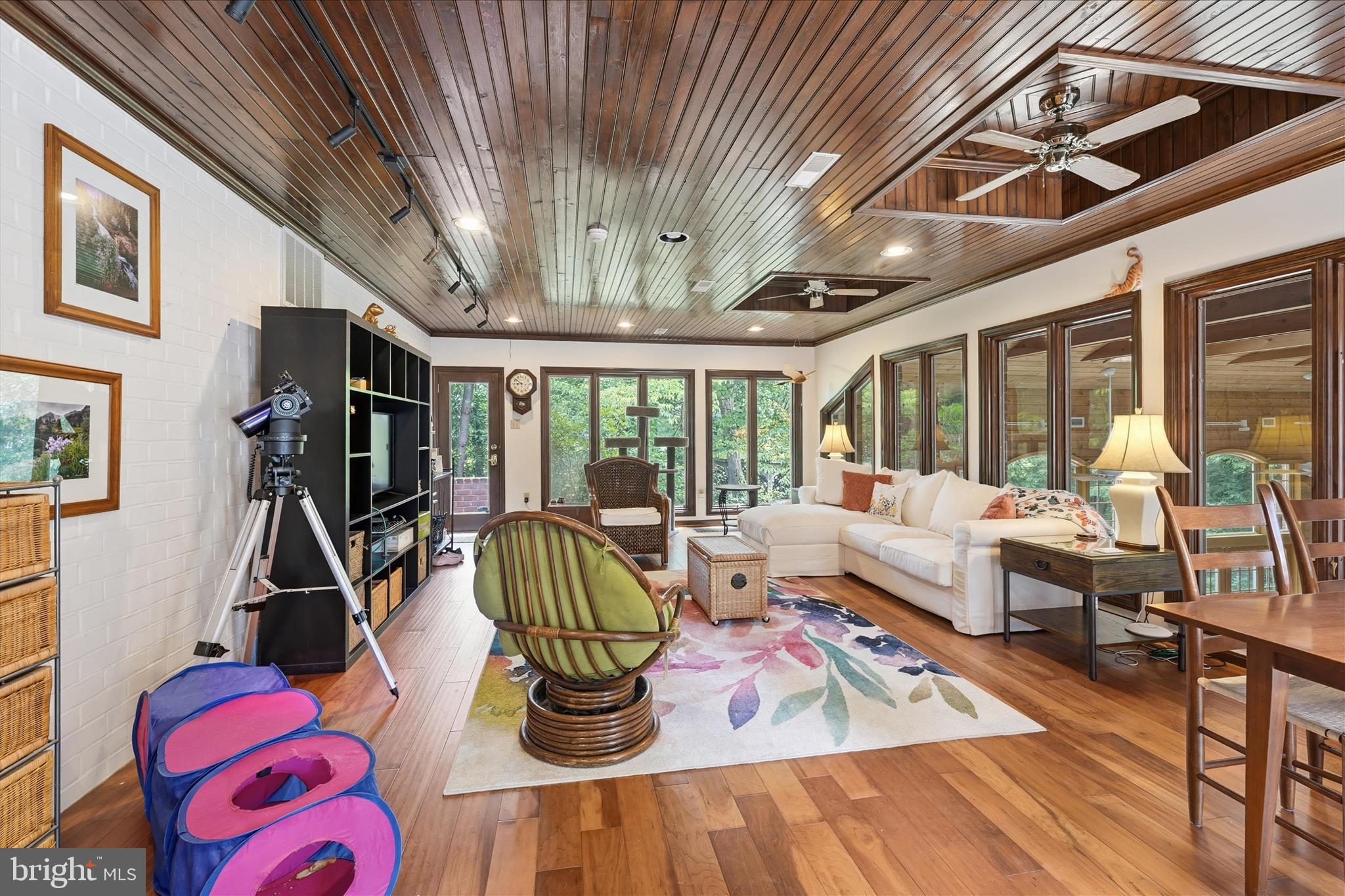 SPRING VALLEY ESTATES - Residential