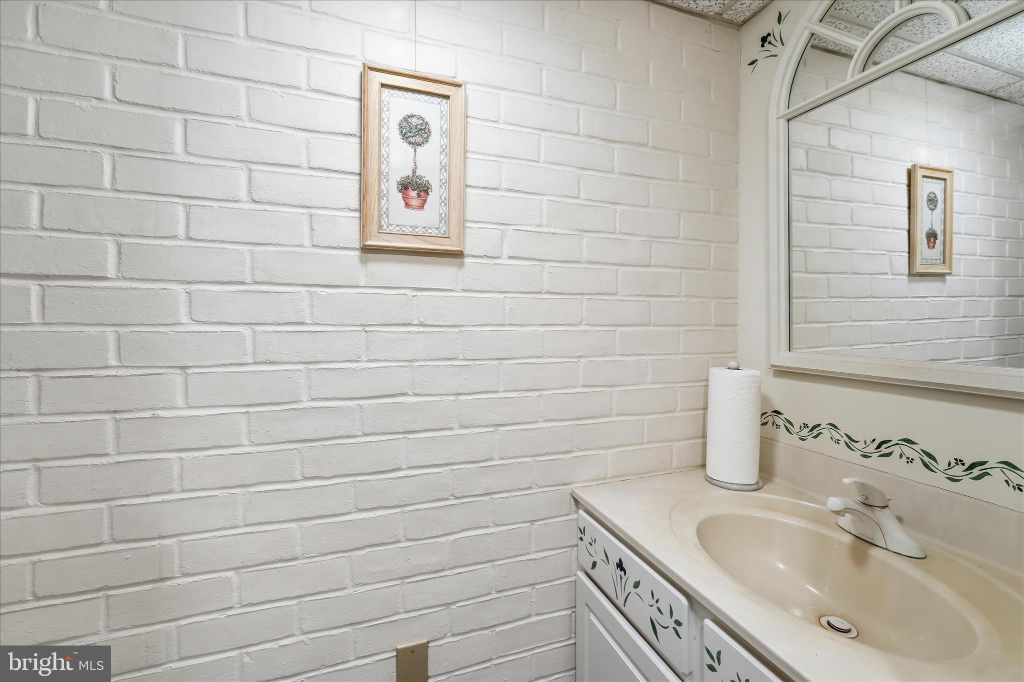 SPRING VALLEY ESTATES - Residential