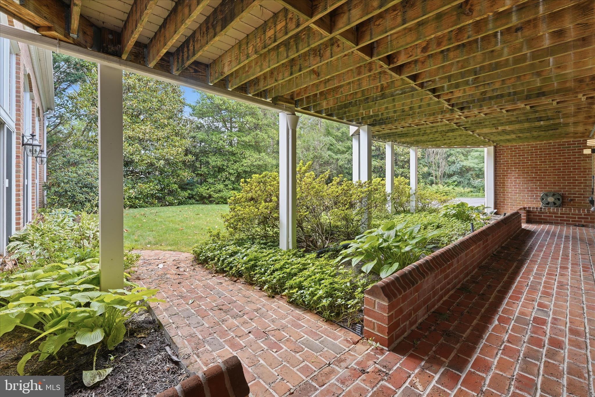 SPRING VALLEY ESTATES - Residential