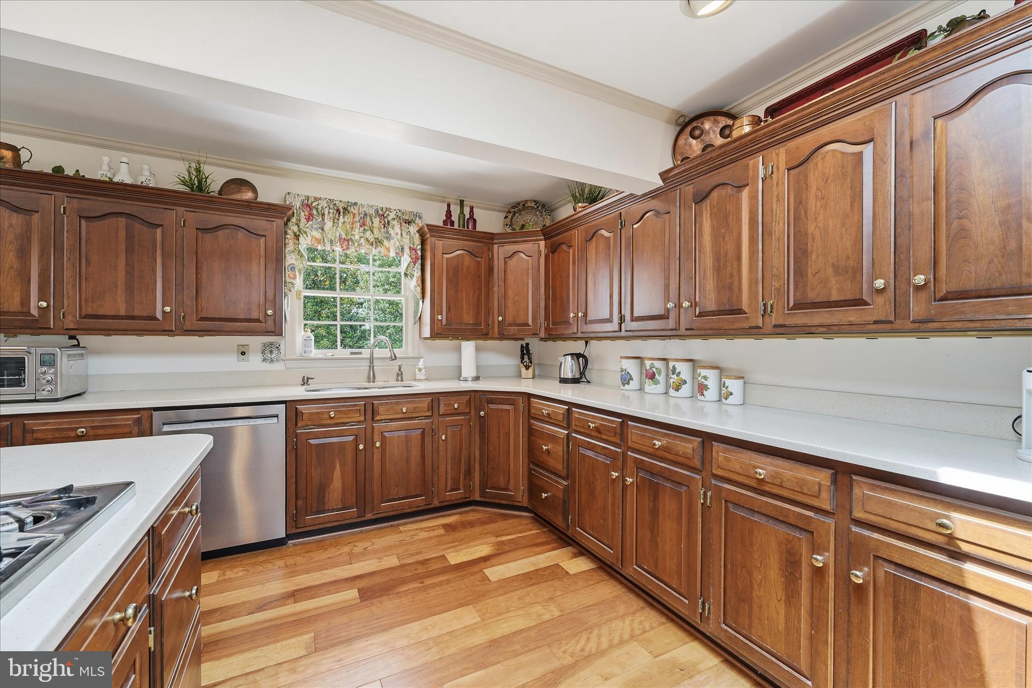 SPRING VALLEY ESTATES - Residential