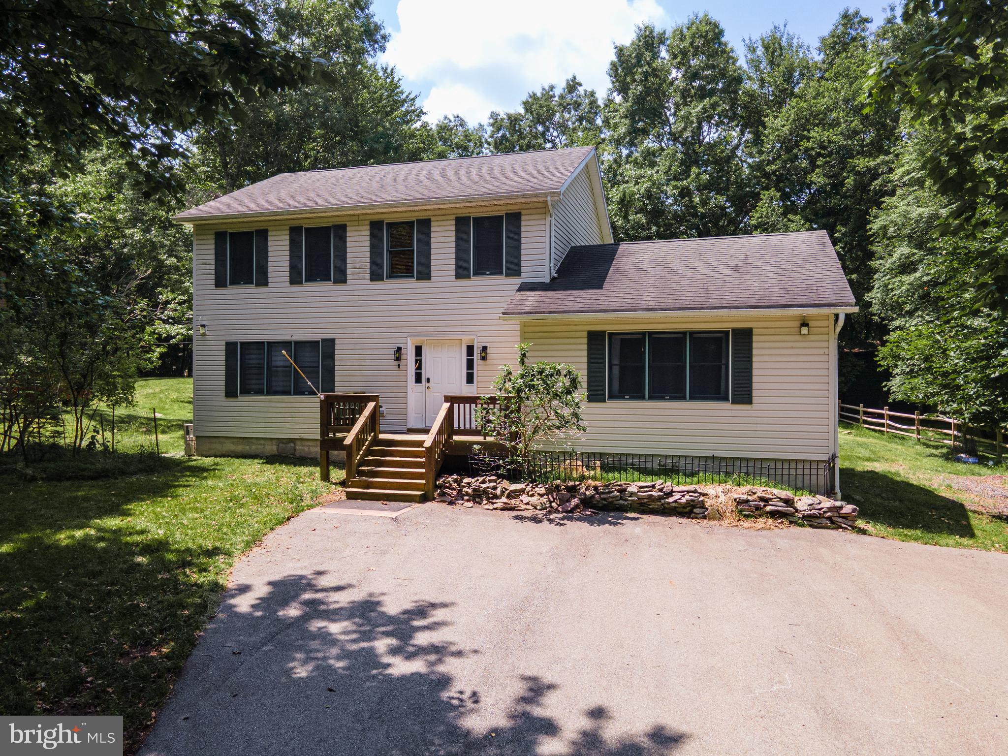 TOWAMENSING TRAILS - Residential