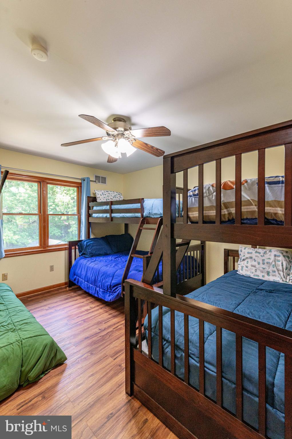 TOWAMENSING TRAILS - Residential