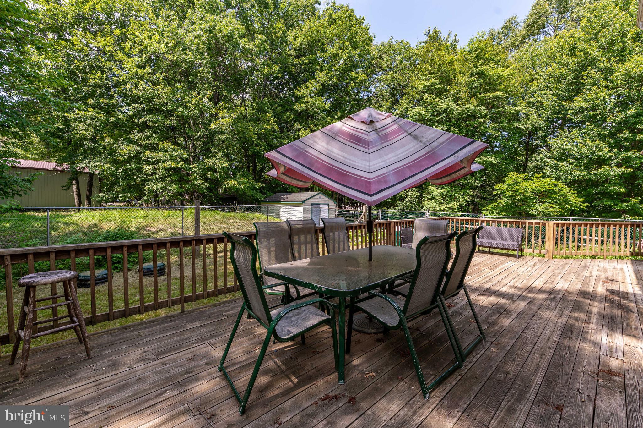 TOWAMENSING TRAILS - Residential