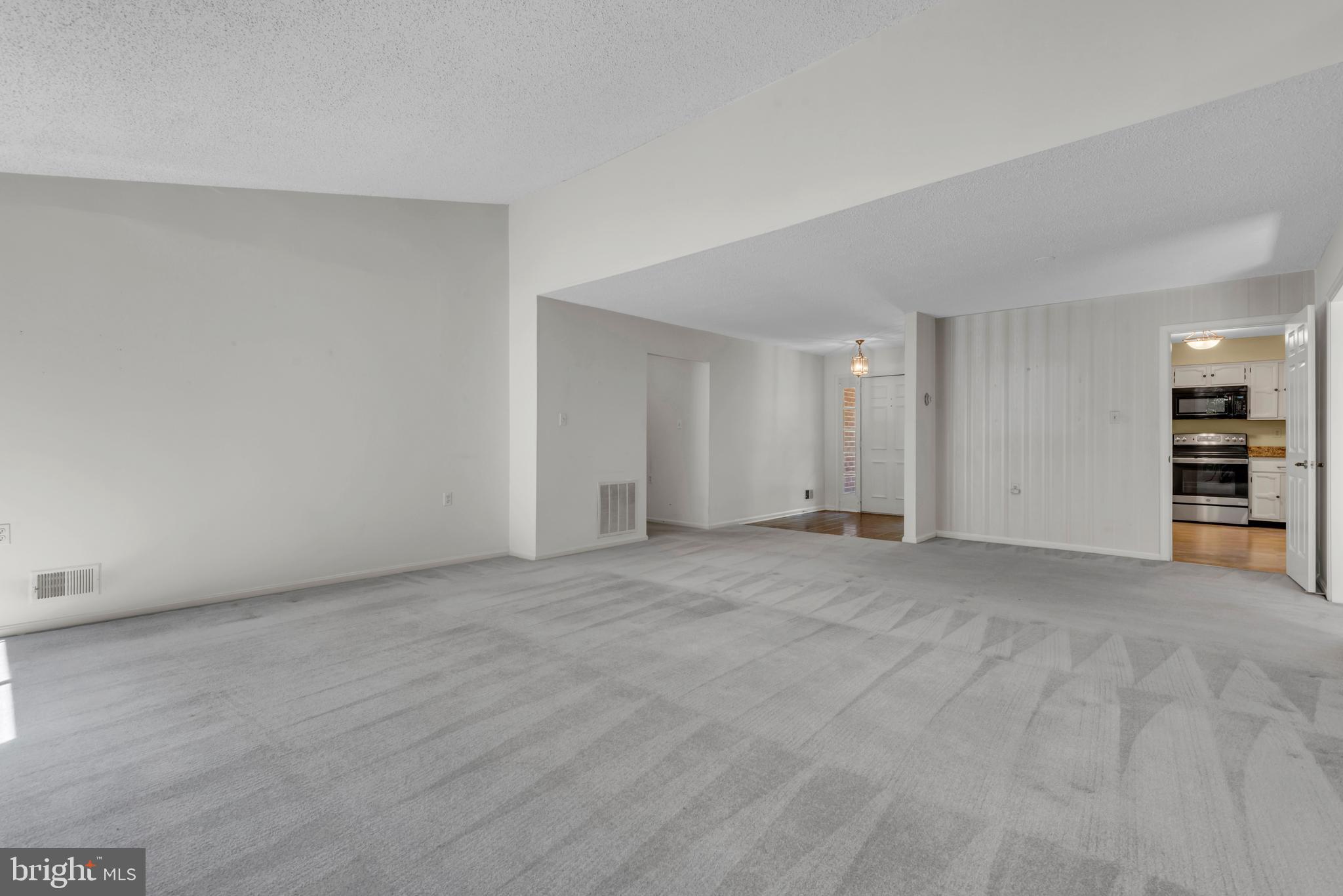 HERITAGE HARBOUR - Residential