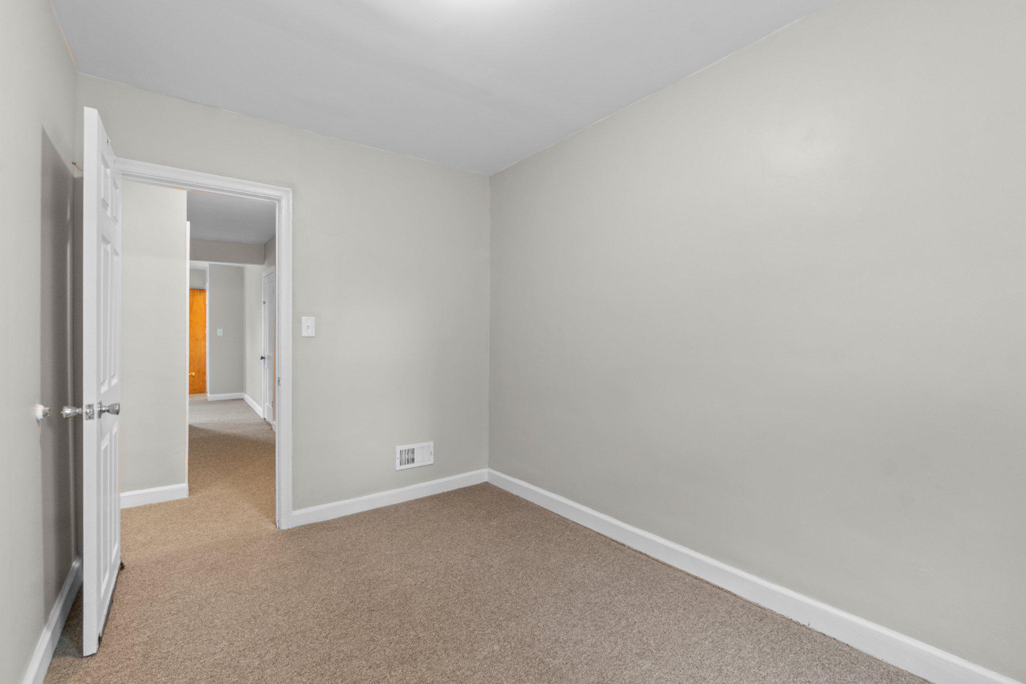 ESSEX - Residential