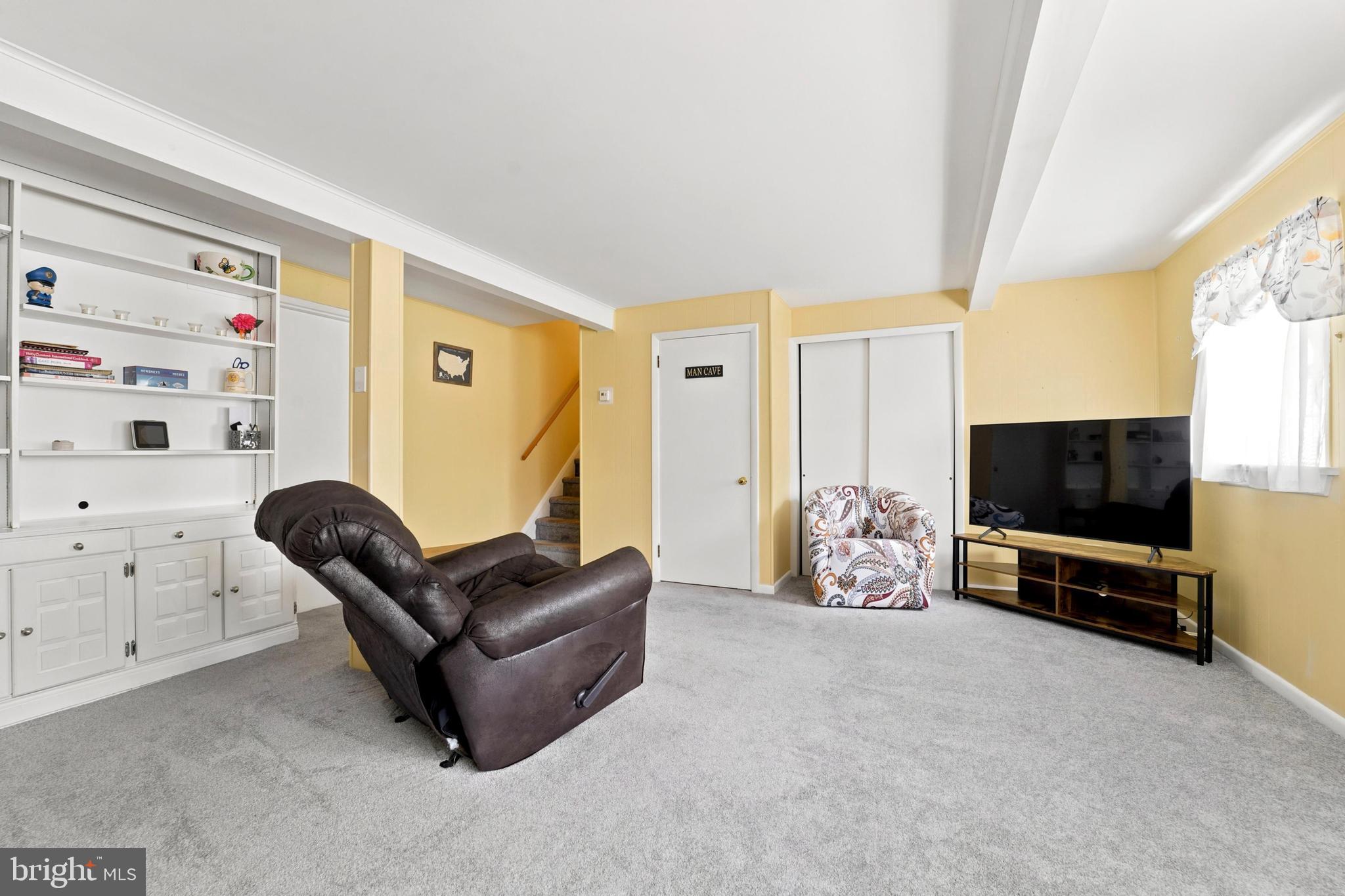 SOUTHAMPTON HGHTS - Residential