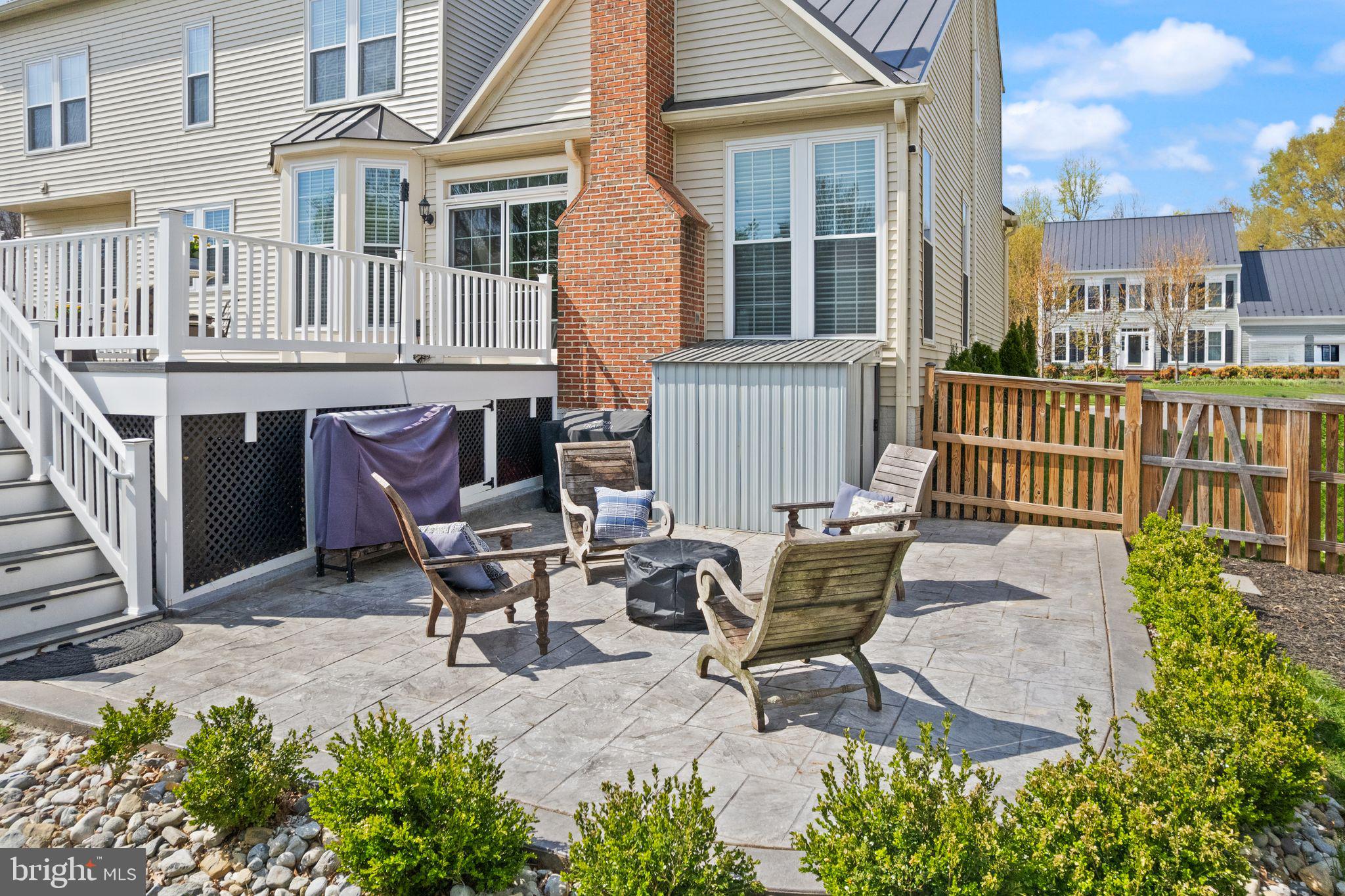 WOODLEA MANOR - Residential