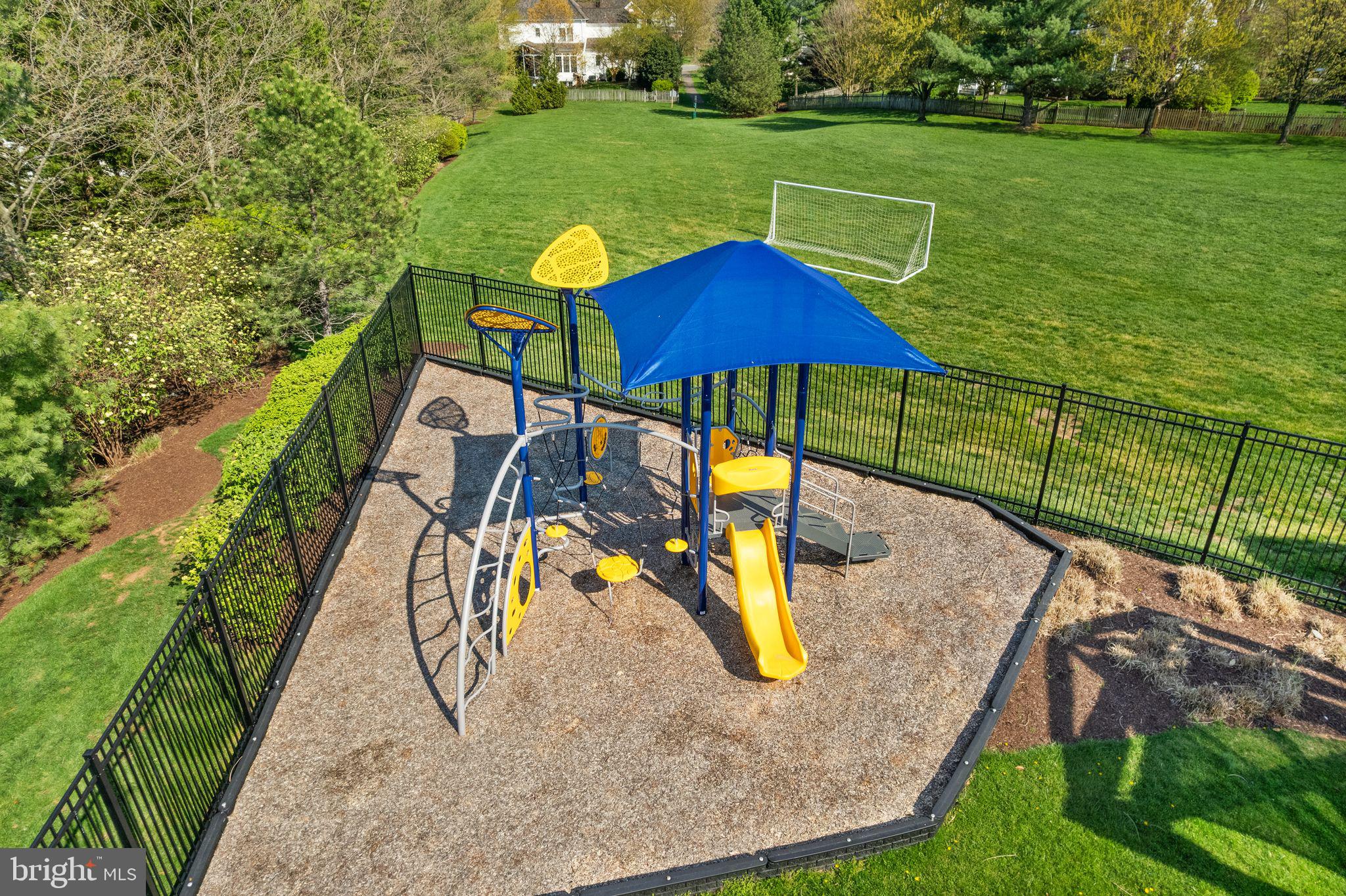 WOODLEA MANOR - Residential