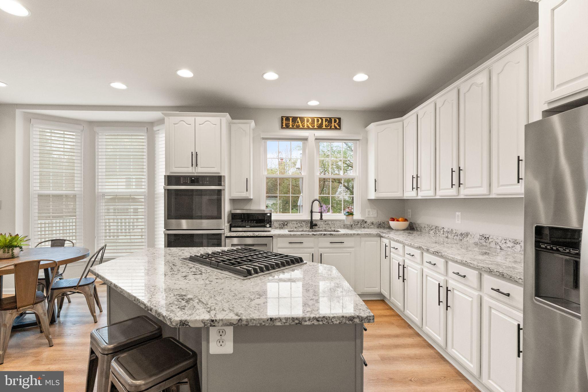 WOODLEA MANOR - Residential