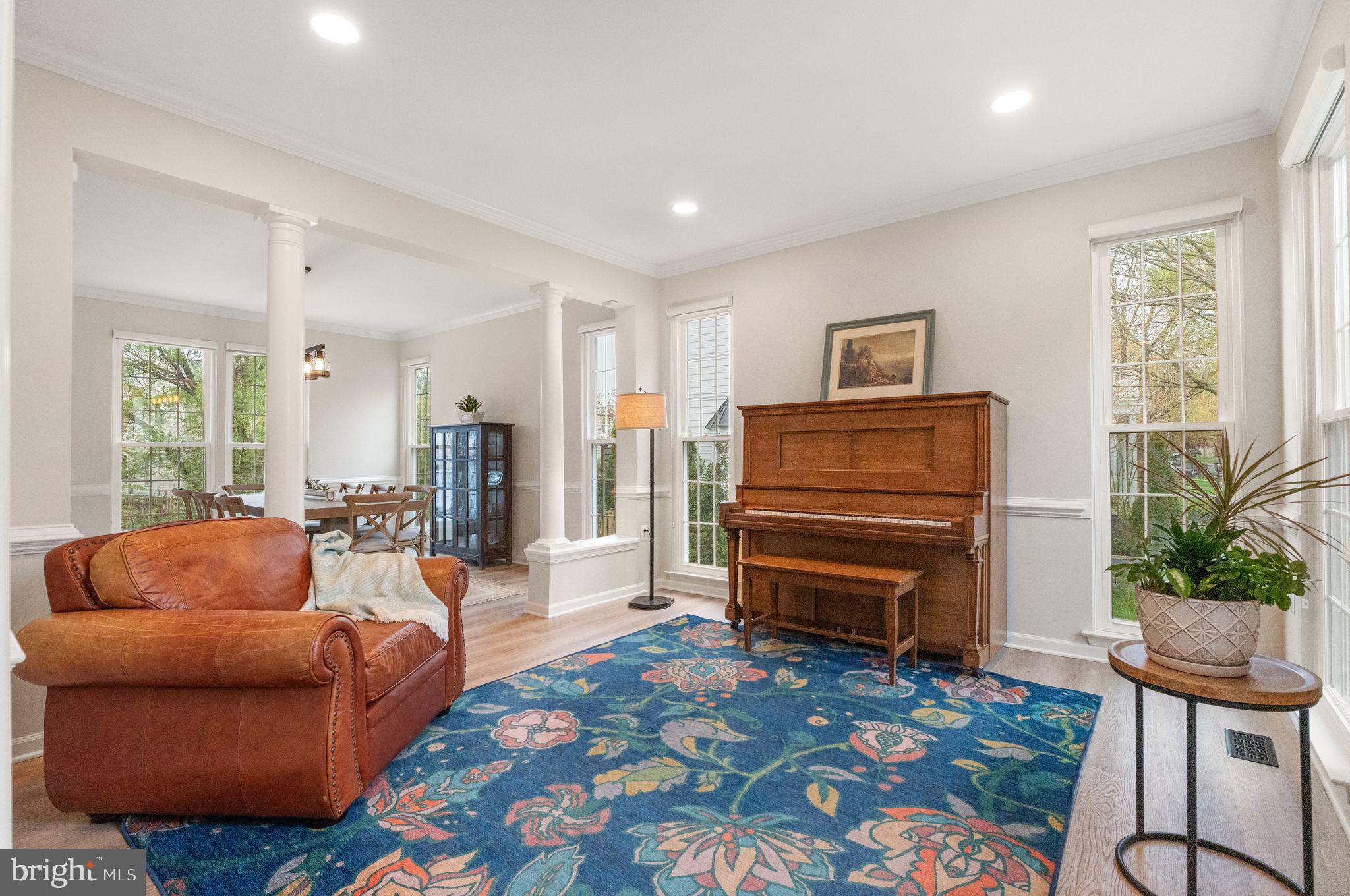 WOODLEA MANOR - Residential