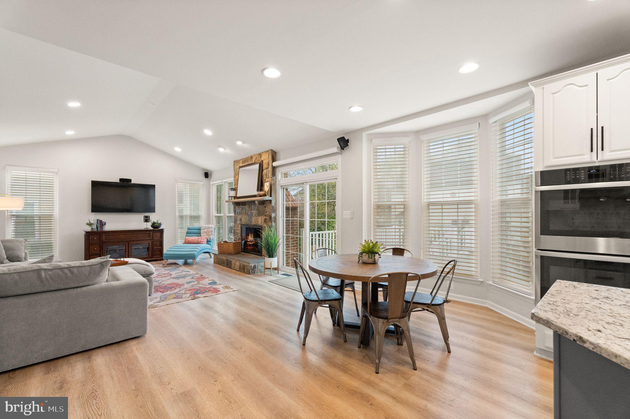 WOODLEA MANOR - Residential