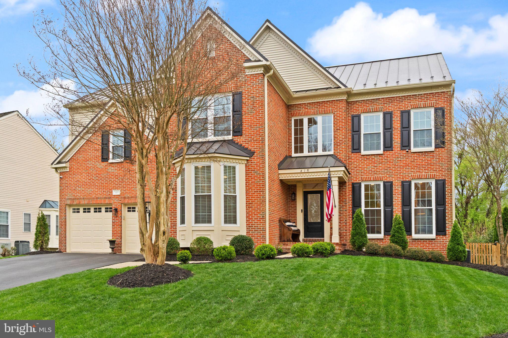 WOODLEA MANOR - Residential