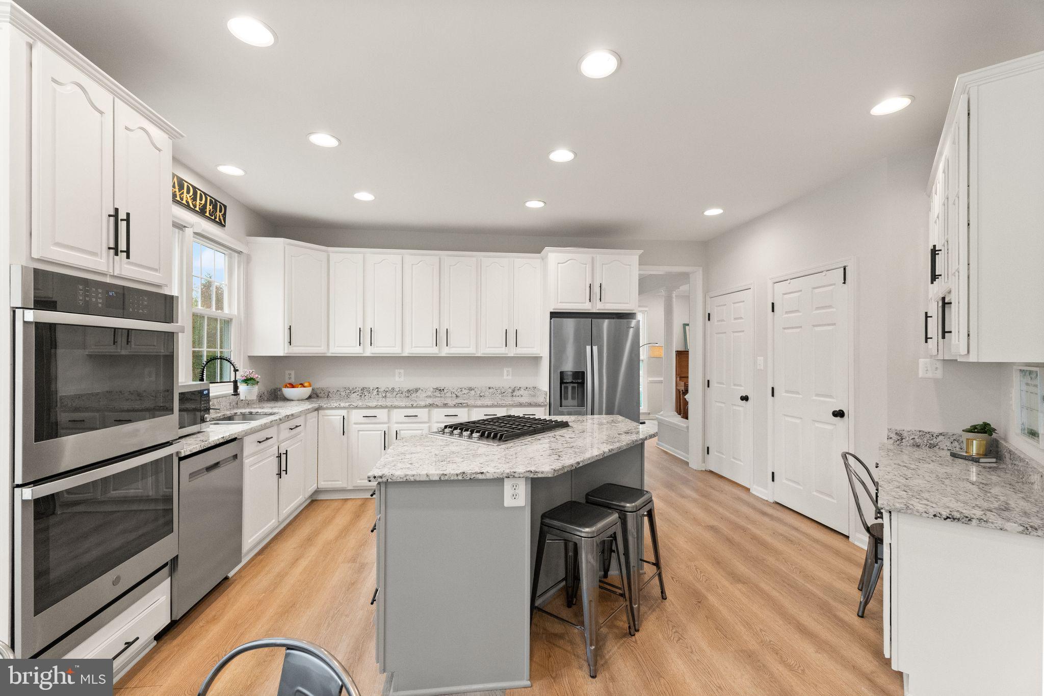 WOODLEA MANOR - Residential