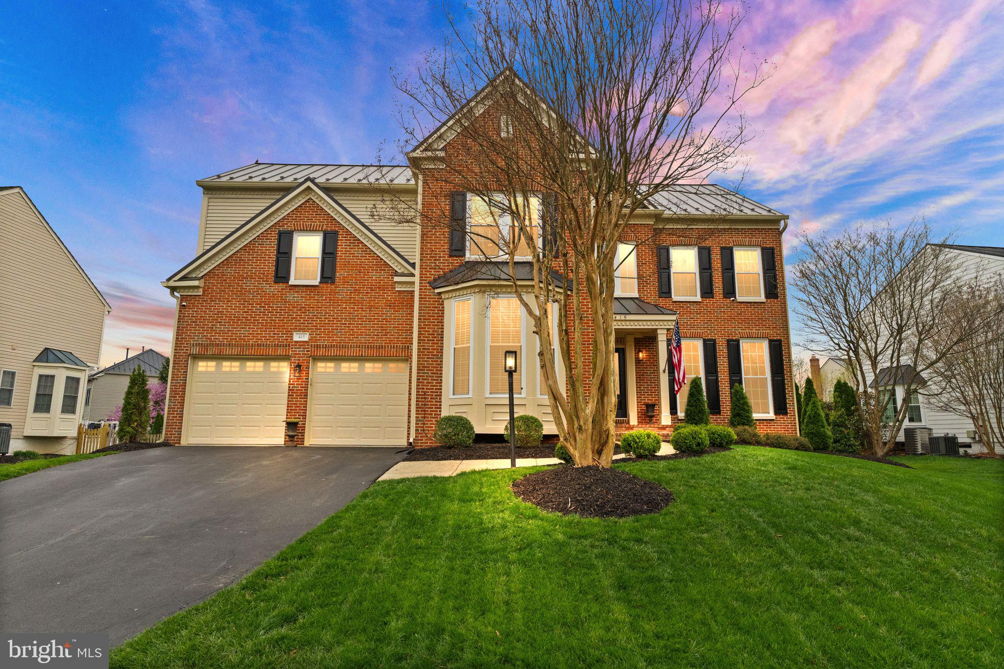 WOODLEA MANOR - Residential