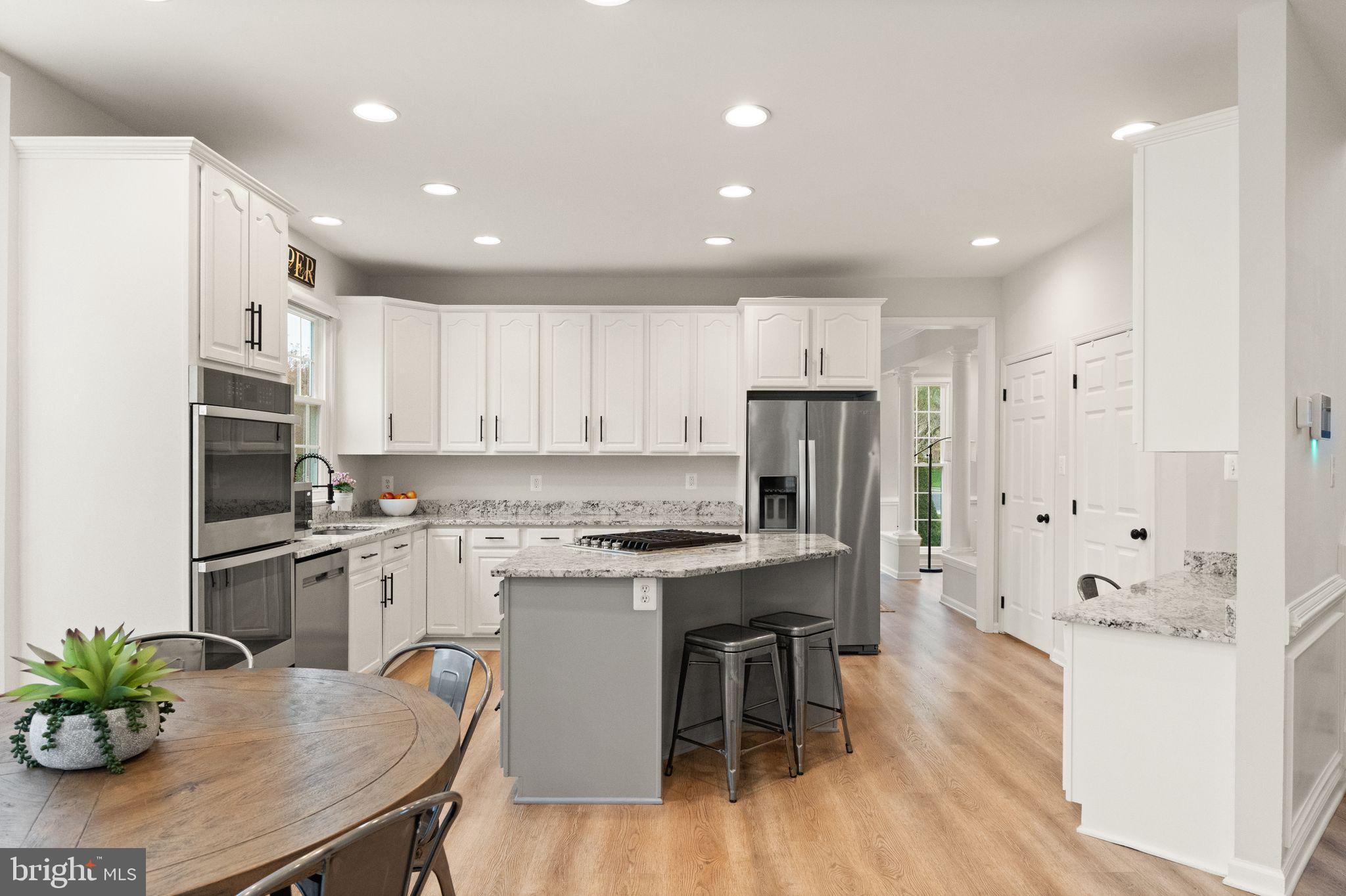 WOODLEA MANOR - Residential
