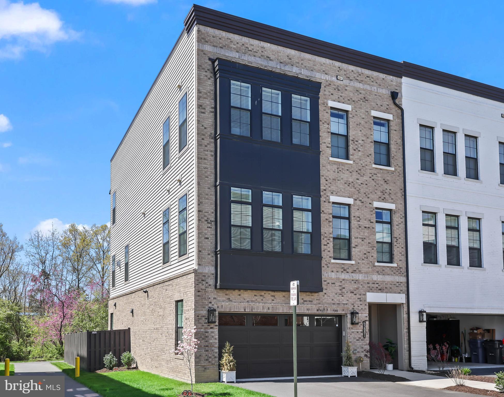 REGENCY AT BELMONT - Residential