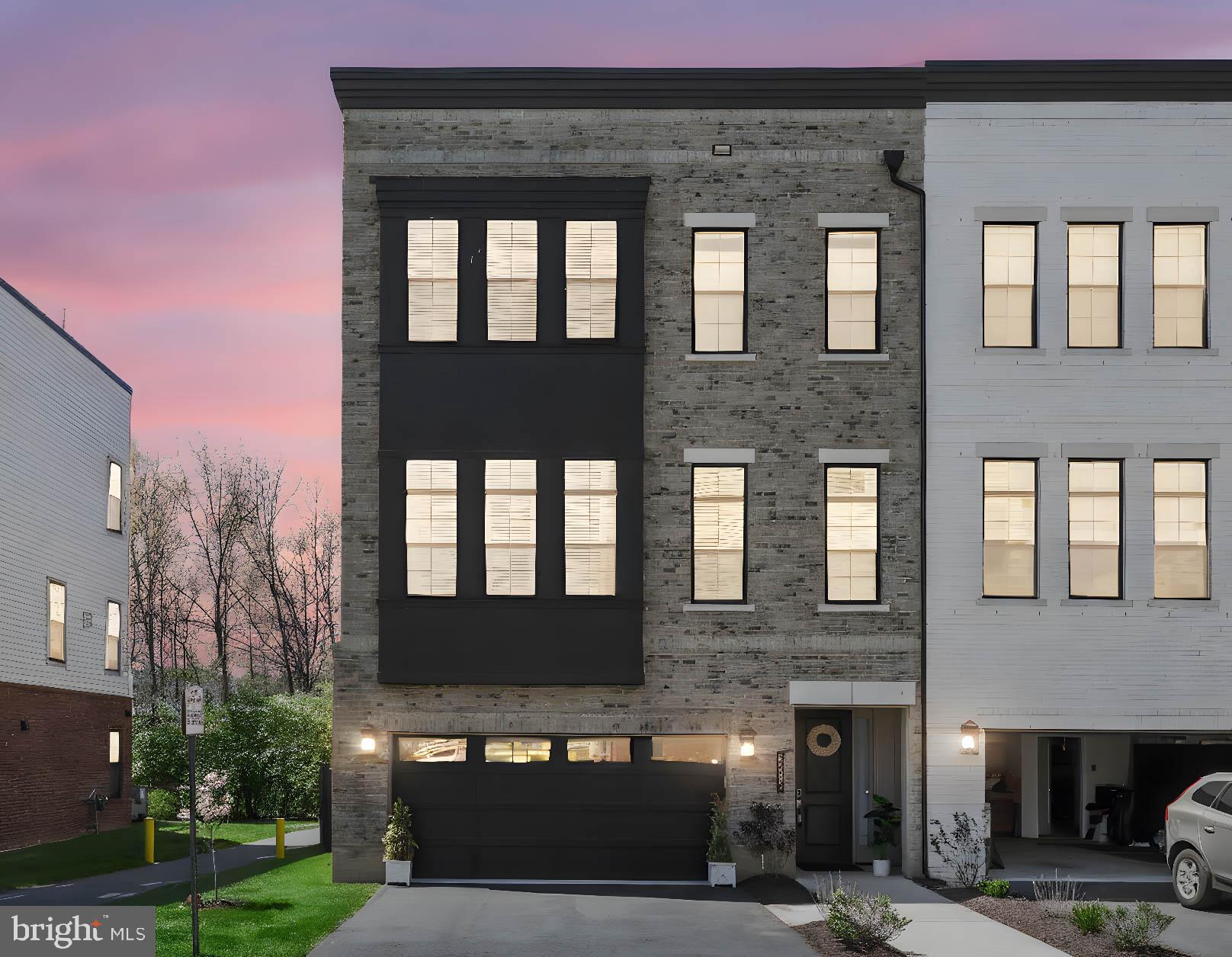REGENCY AT BELMONT - Residential