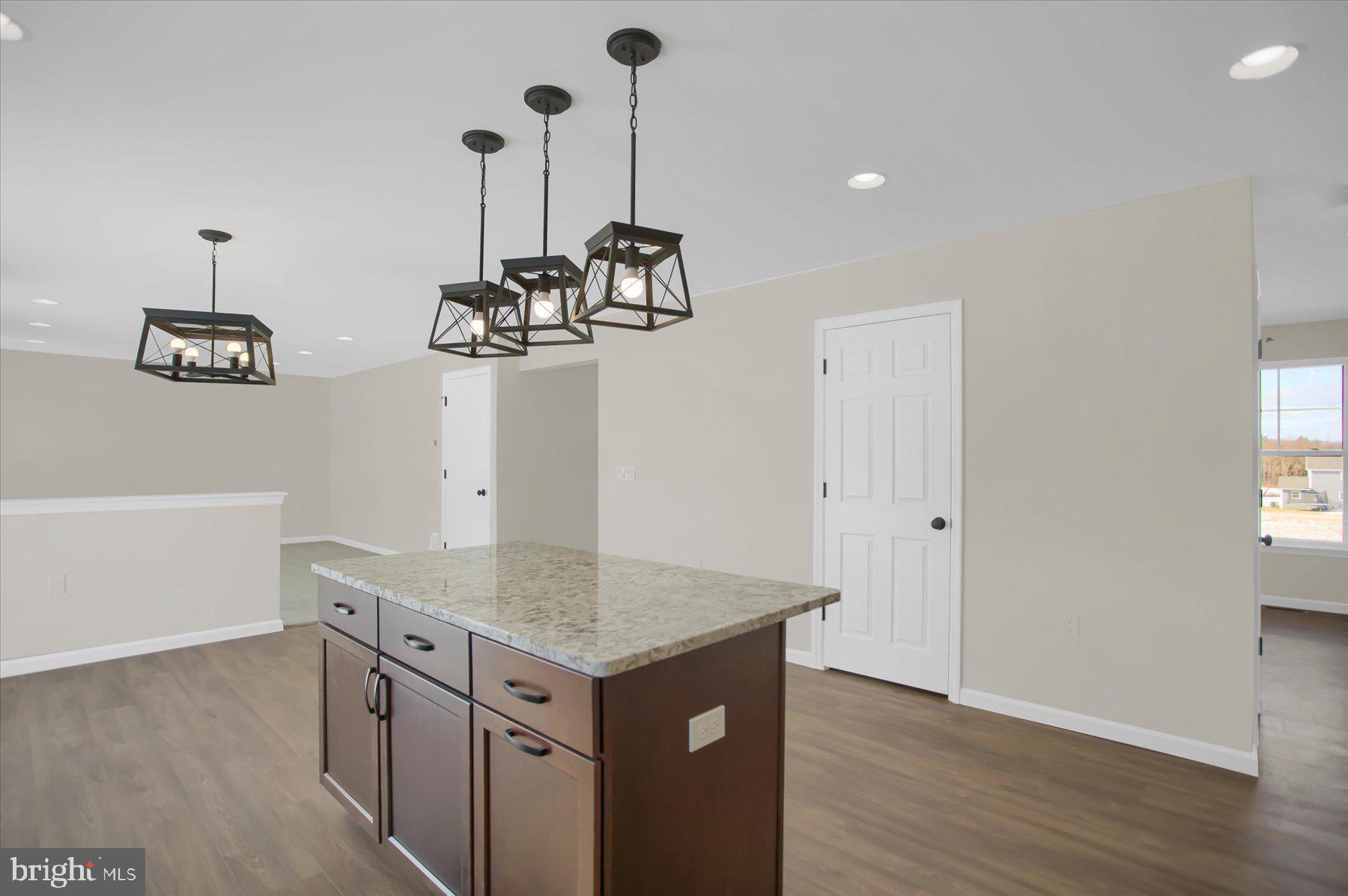 SPRINGFIELD - Residential
