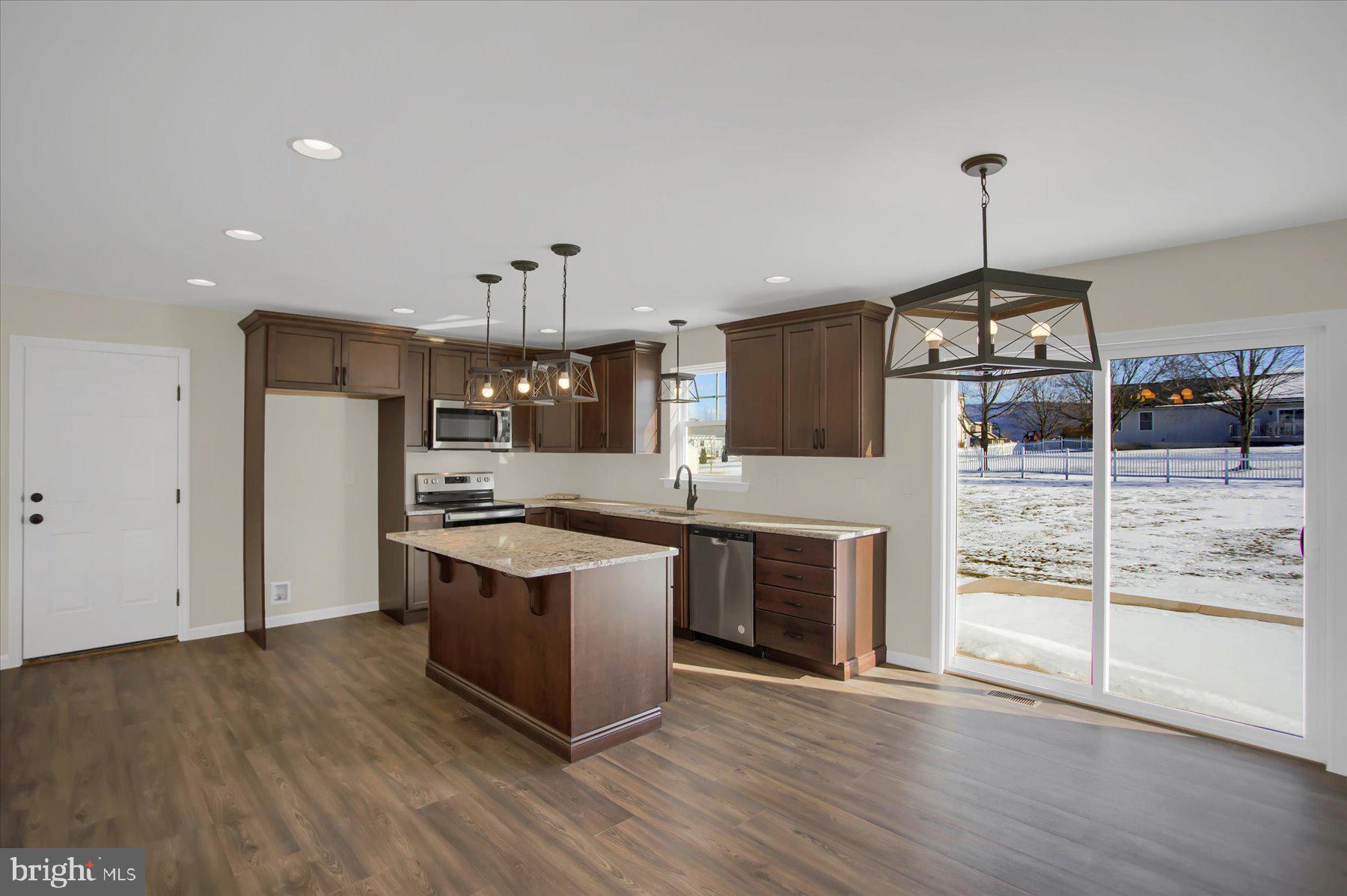 SPRINGFIELD - Residential