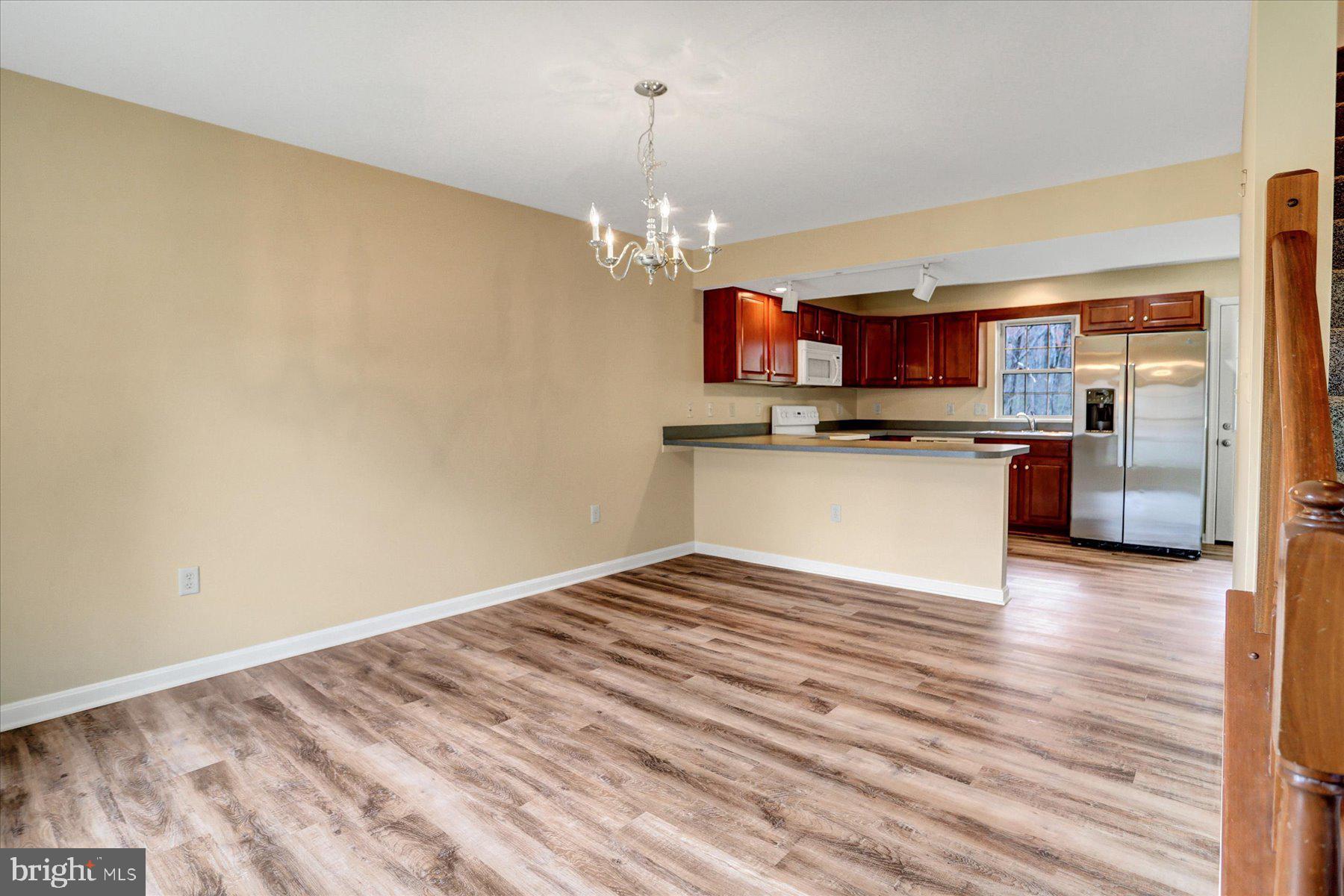 WAVERLY WOODS - Residential