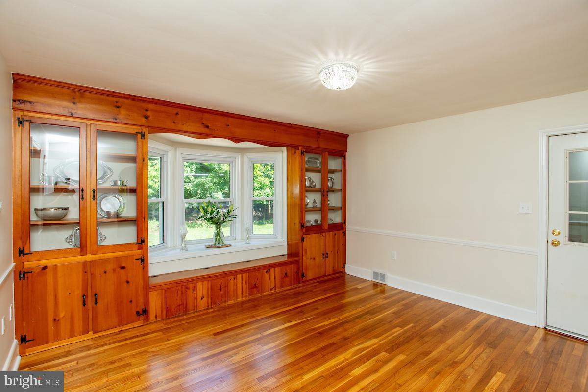 RIVER GLEN - Residential