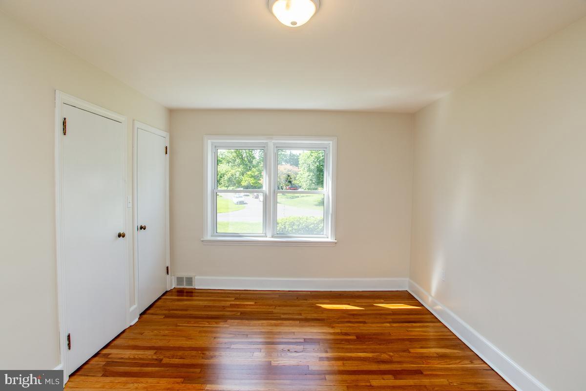 RIVER GLEN - Residential