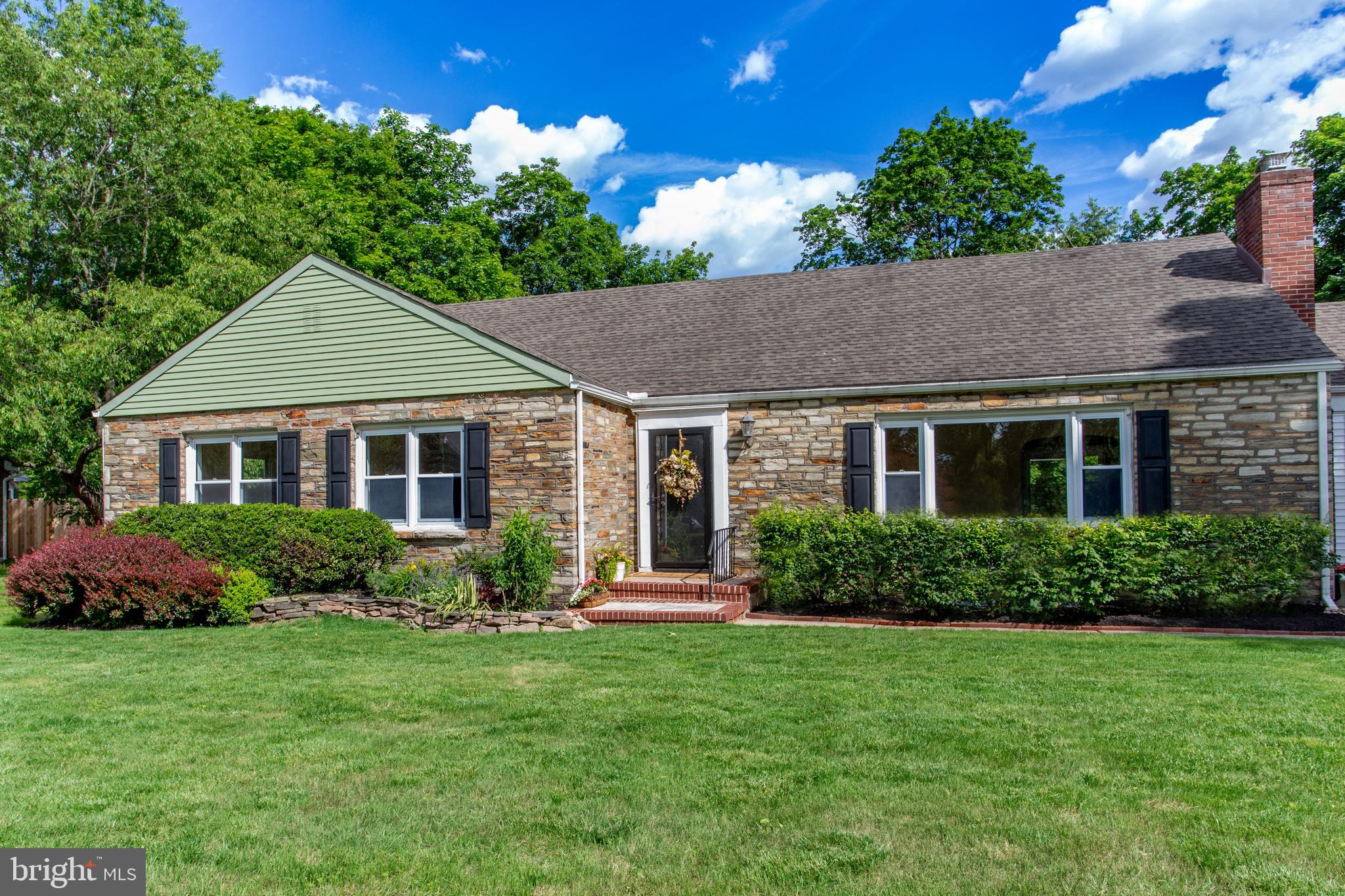 RIVER GLEN - Residential