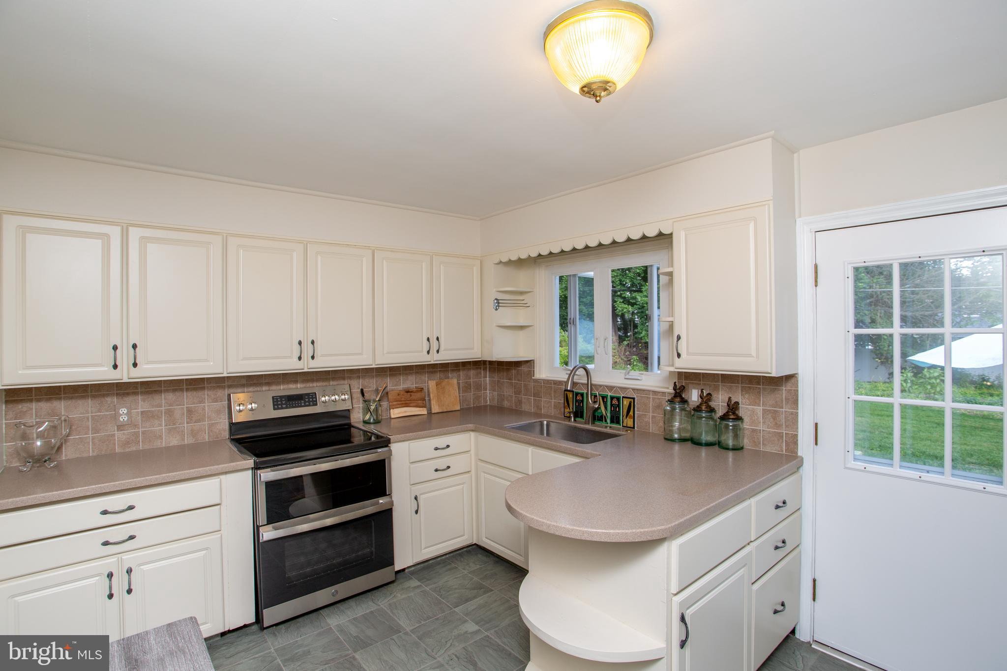 RIVER GLEN - Residential