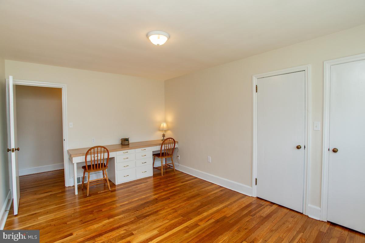 RIVER GLEN - Residential