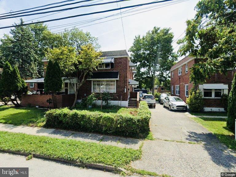 Welcome to 509 Poplar St, Sharon Hill, PA 19079! This well-maintained home offers a great opportunity for homeowners and investors alike. Featuring comfortable living spaces, spacious bedrooms, a bright and inviting layout, and a functional kitchen, this property is ready for its next owner. Enjoy a private backyard perfect for relaxing, entertaining, or gardening. Conveniently located near schools, parks, shopping, dining, and public transportation, with easy access to major highways for a quick commute to Philadelphia and surrounding areas. Don't miss your chance to make this wonderful property your new home—schedule your showing today!
