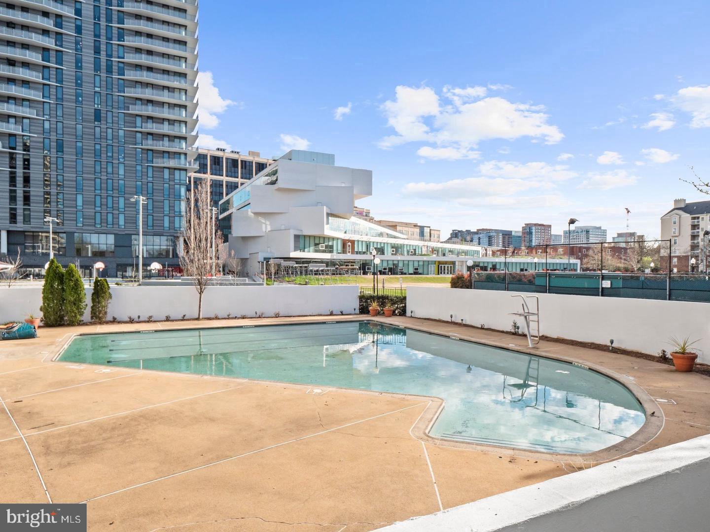 ATRIUM - Residential Lease