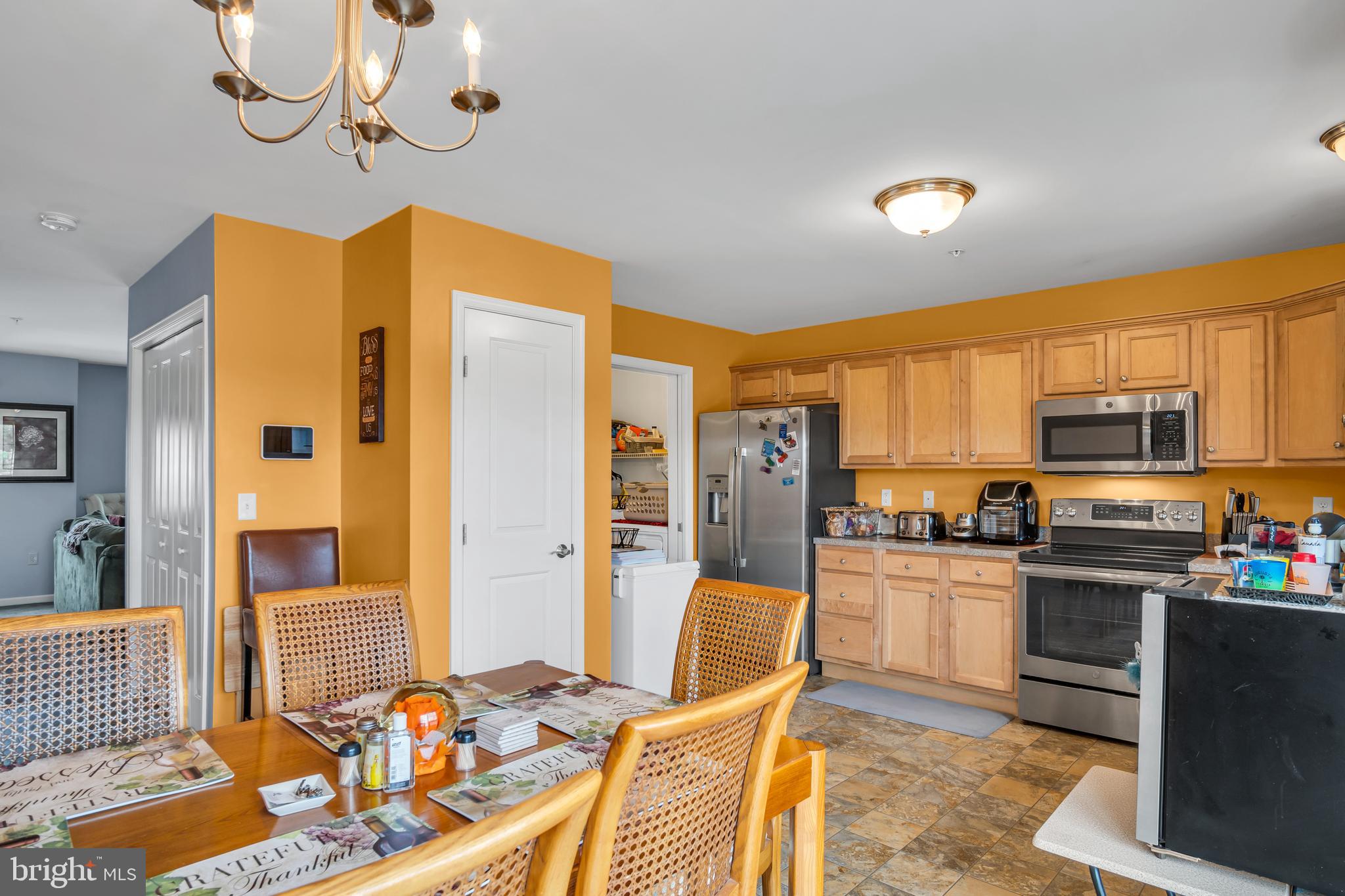 ENCLAVE AT HUNTER CREEK - Residential
