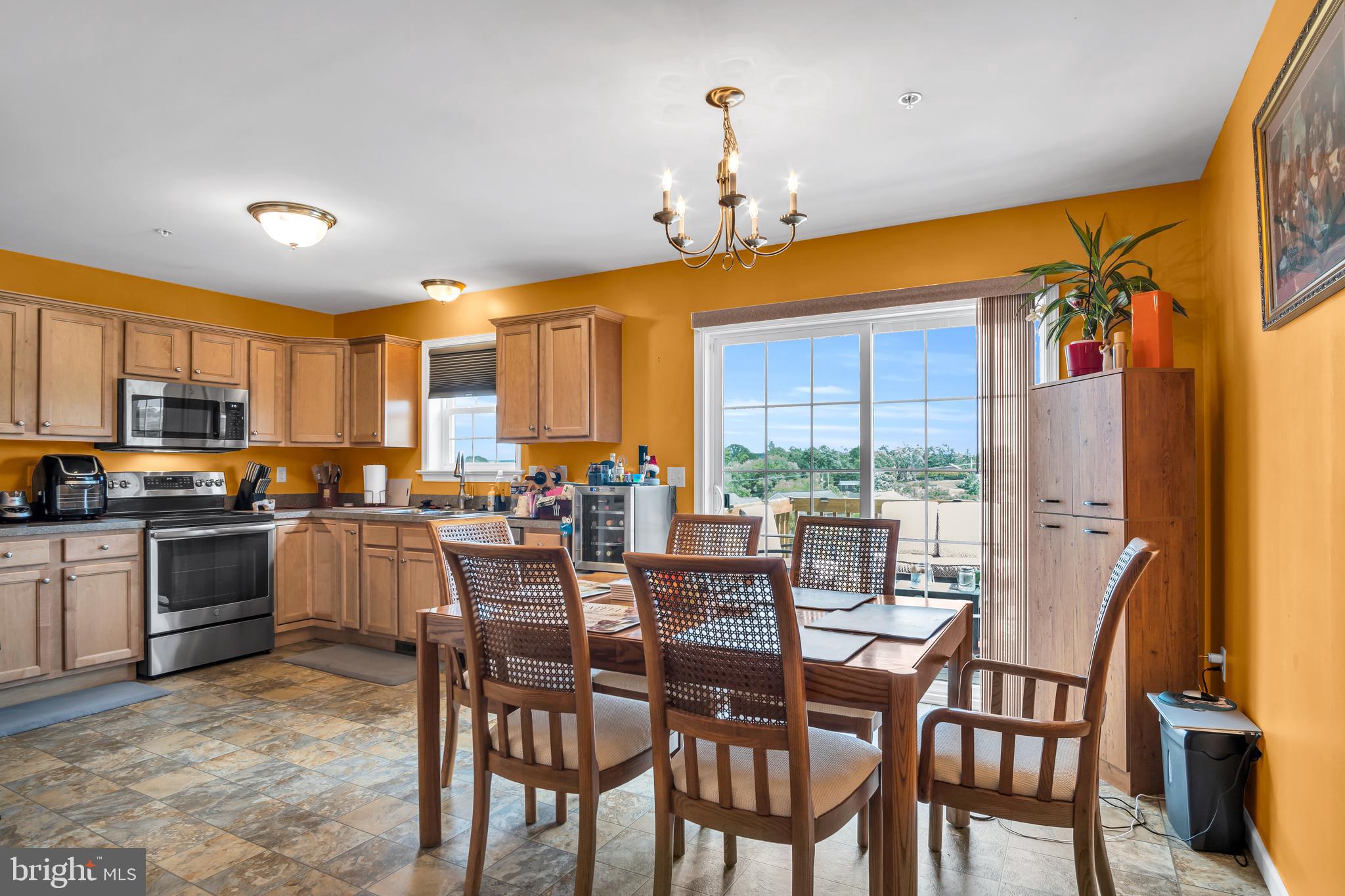 ENCLAVE AT HUNTER CREEK - Residential
