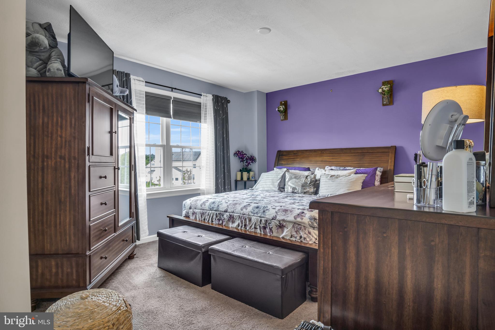 ENCLAVE AT HUNTER CREEK - Residential