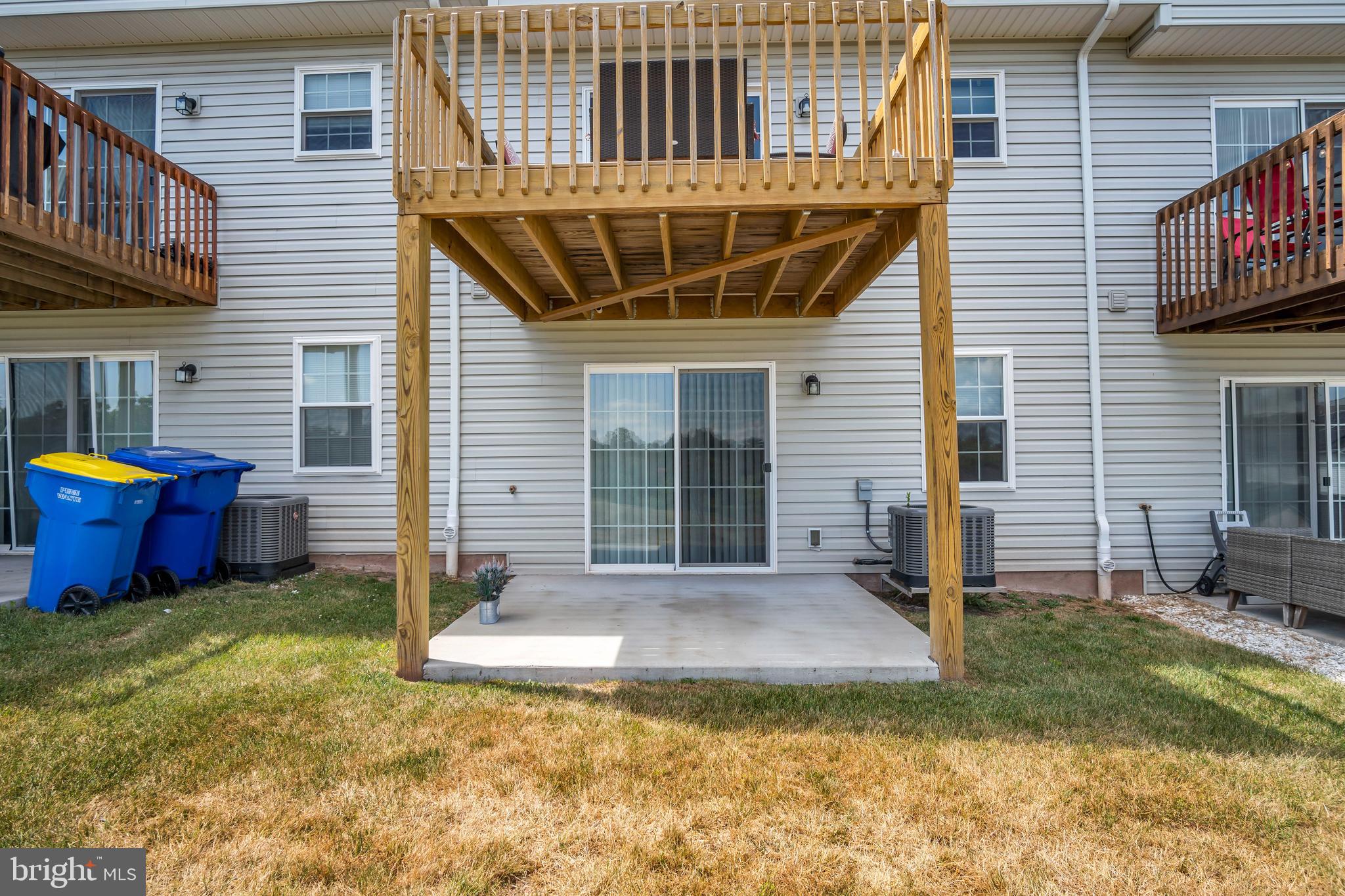 ENCLAVE AT HUNTER CREEK - Residential