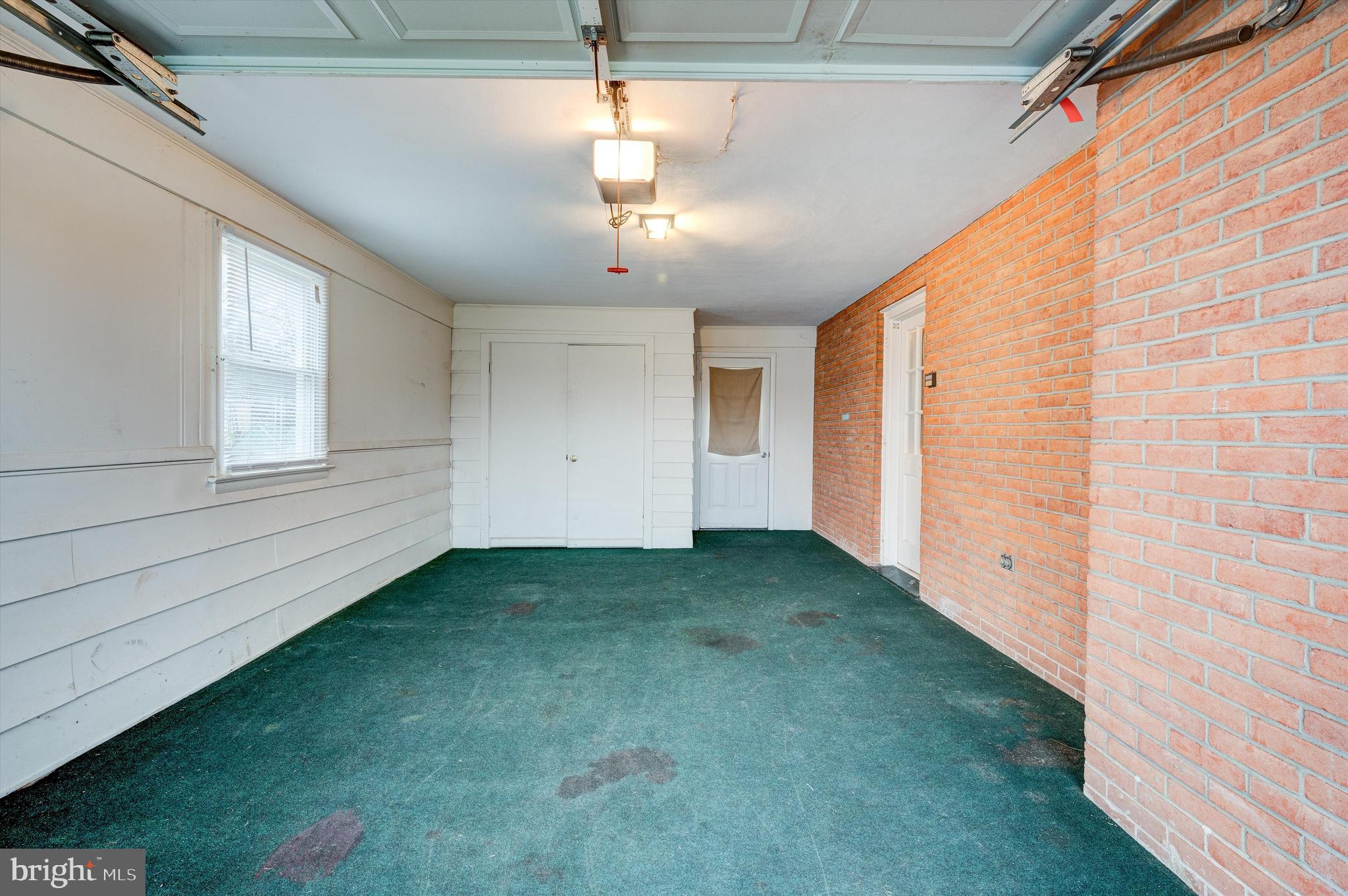 FOUNTAIN HEAD - Residential