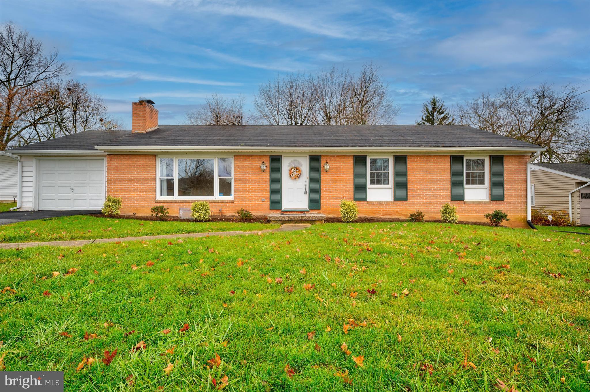 FOUNTAIN HEAD - Residential
