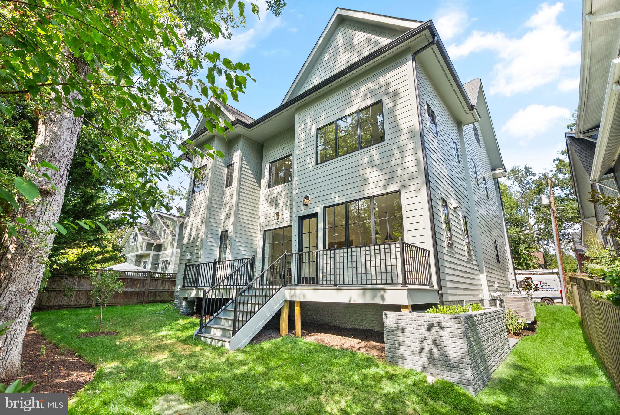 LYON PARK - Residential