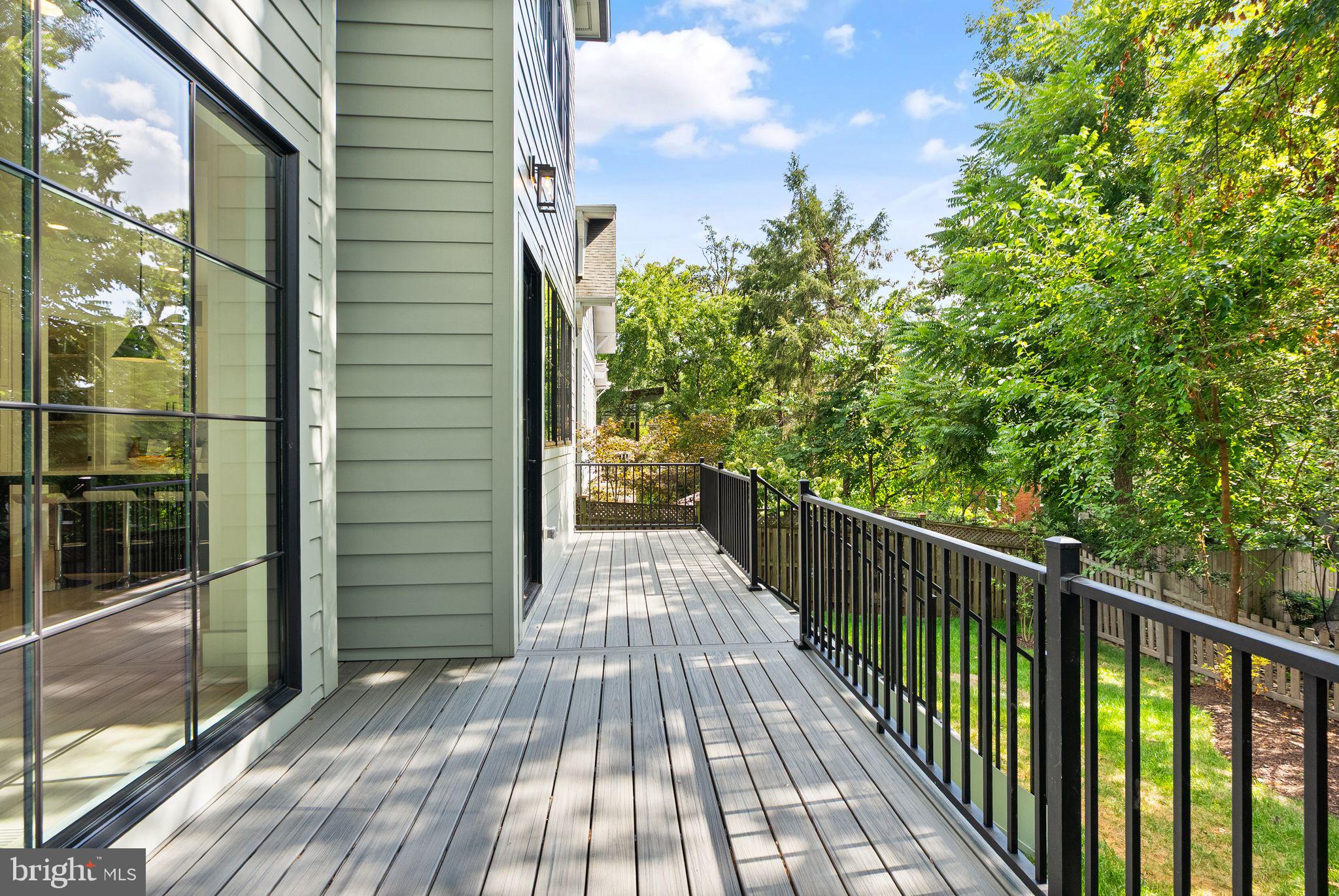 LYON PARK - Residential