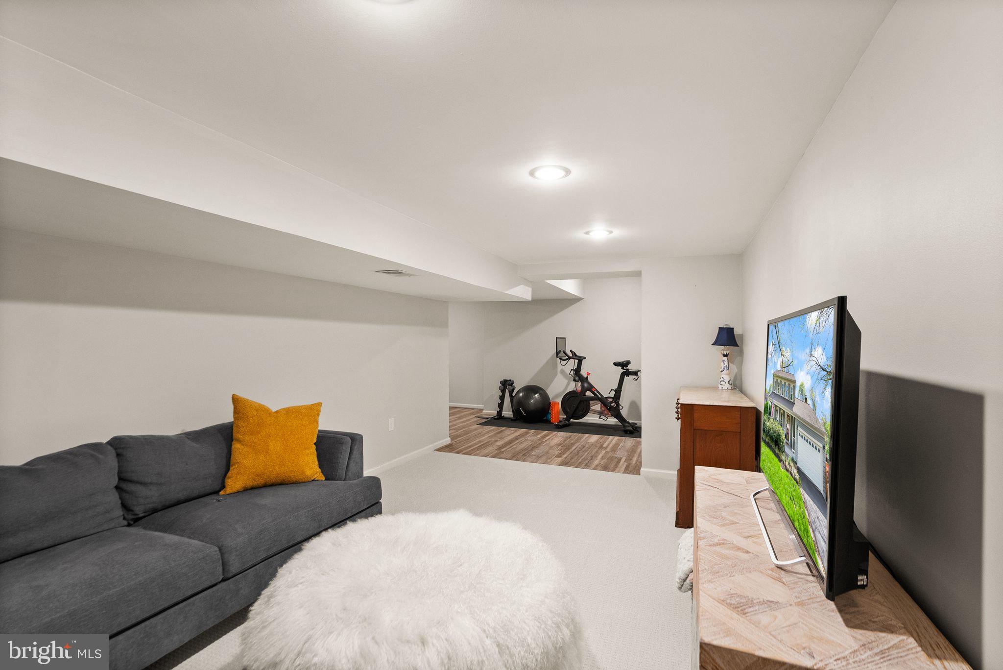 FRANKLIN FARM - Residential